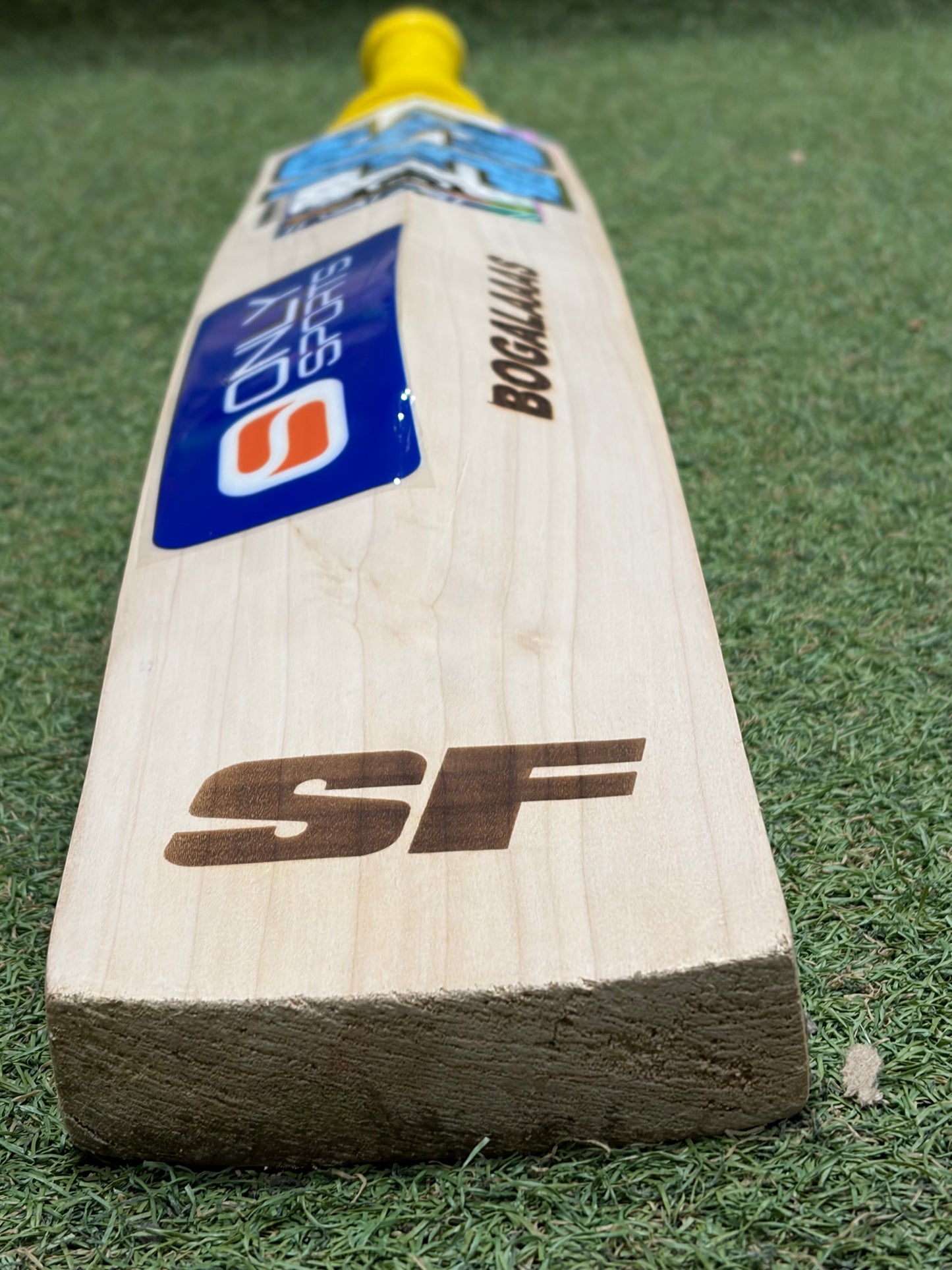 Used SF Custom Players Cricket Bat (2lb 10oz)