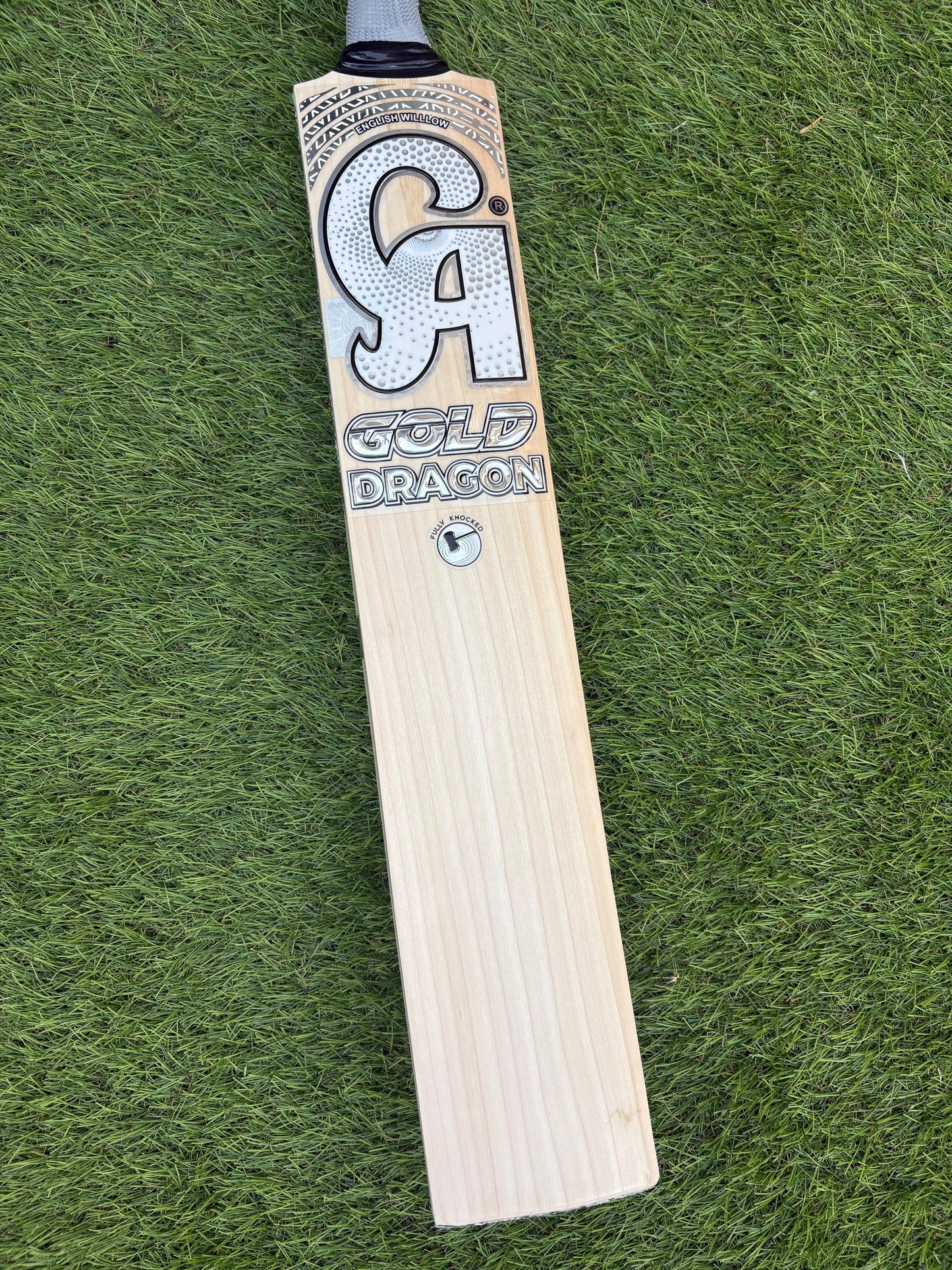 CA Gold Dragon Cricket Bat (2lb 8oz)