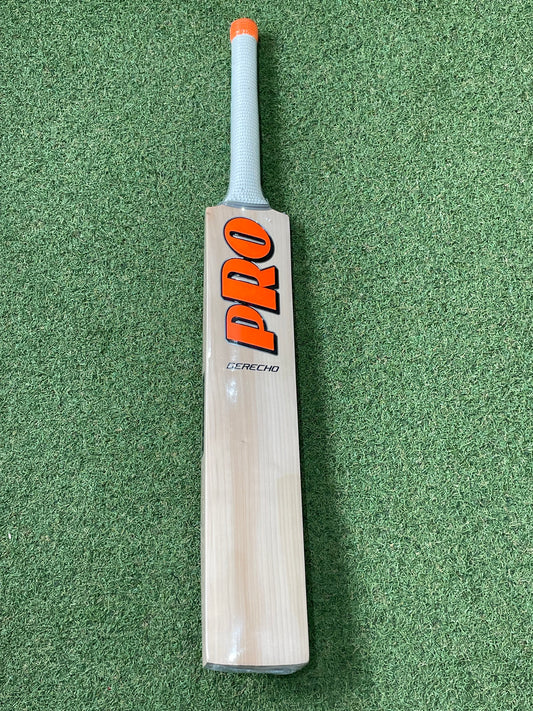 Protos Derecho Cricket Bat (2lb 9oz)