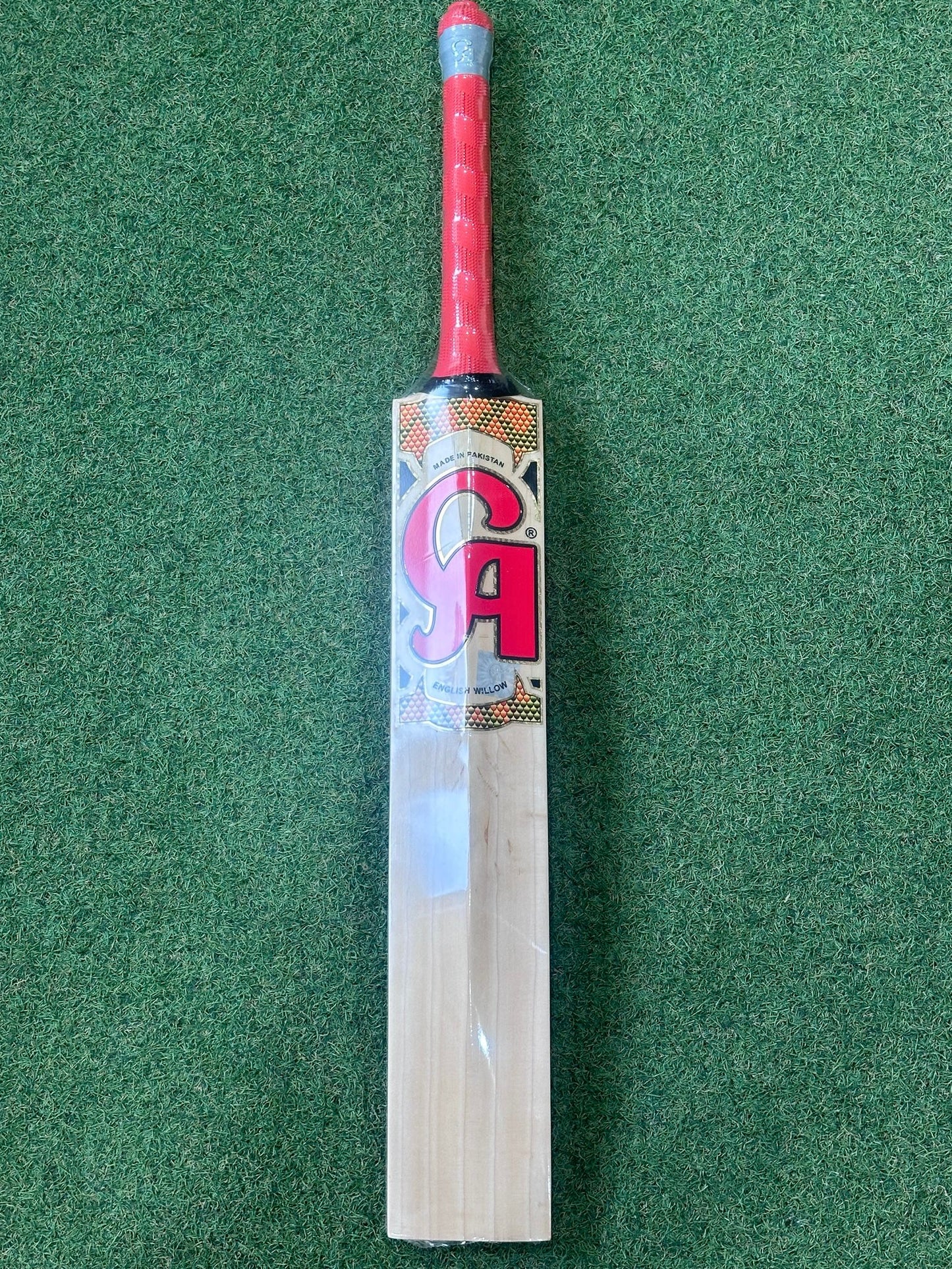 CA Dragon Laminate Cricket Bat (2lb 11oz)