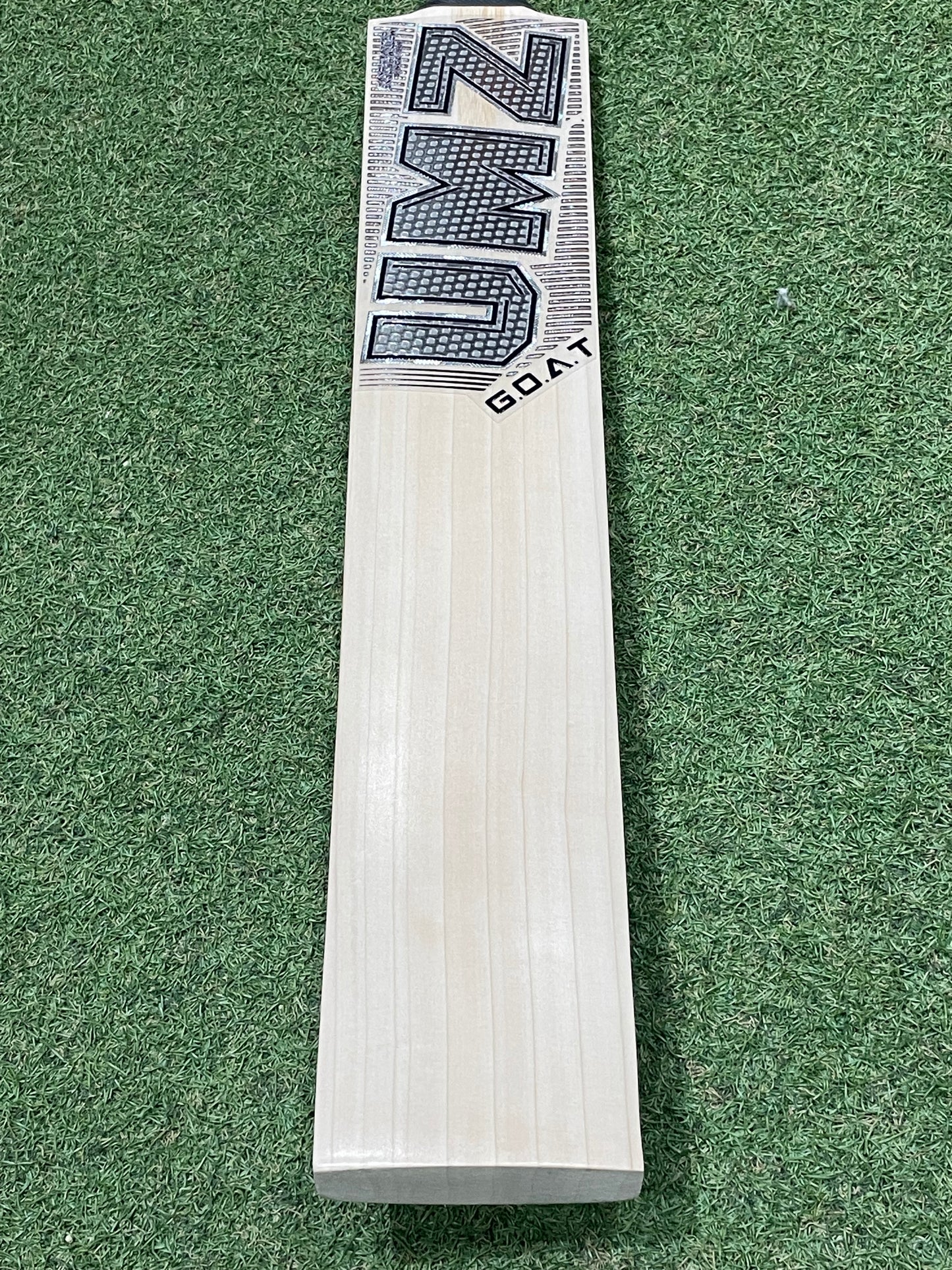 MB Malik UMZ Goat Cricket Bat (2lb 9oz)