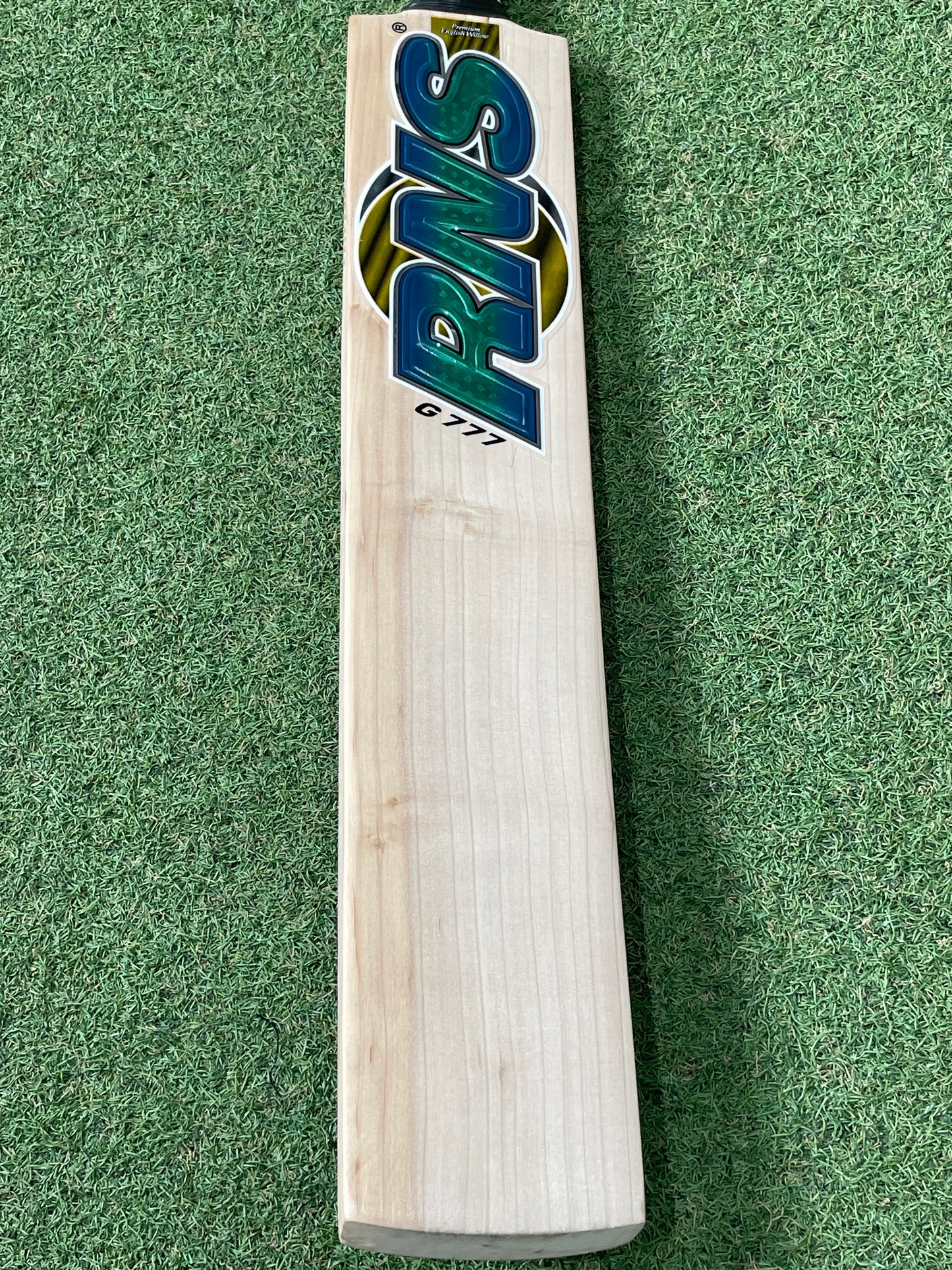 RNS G777 Cricket Bat (2lb 10oz)
