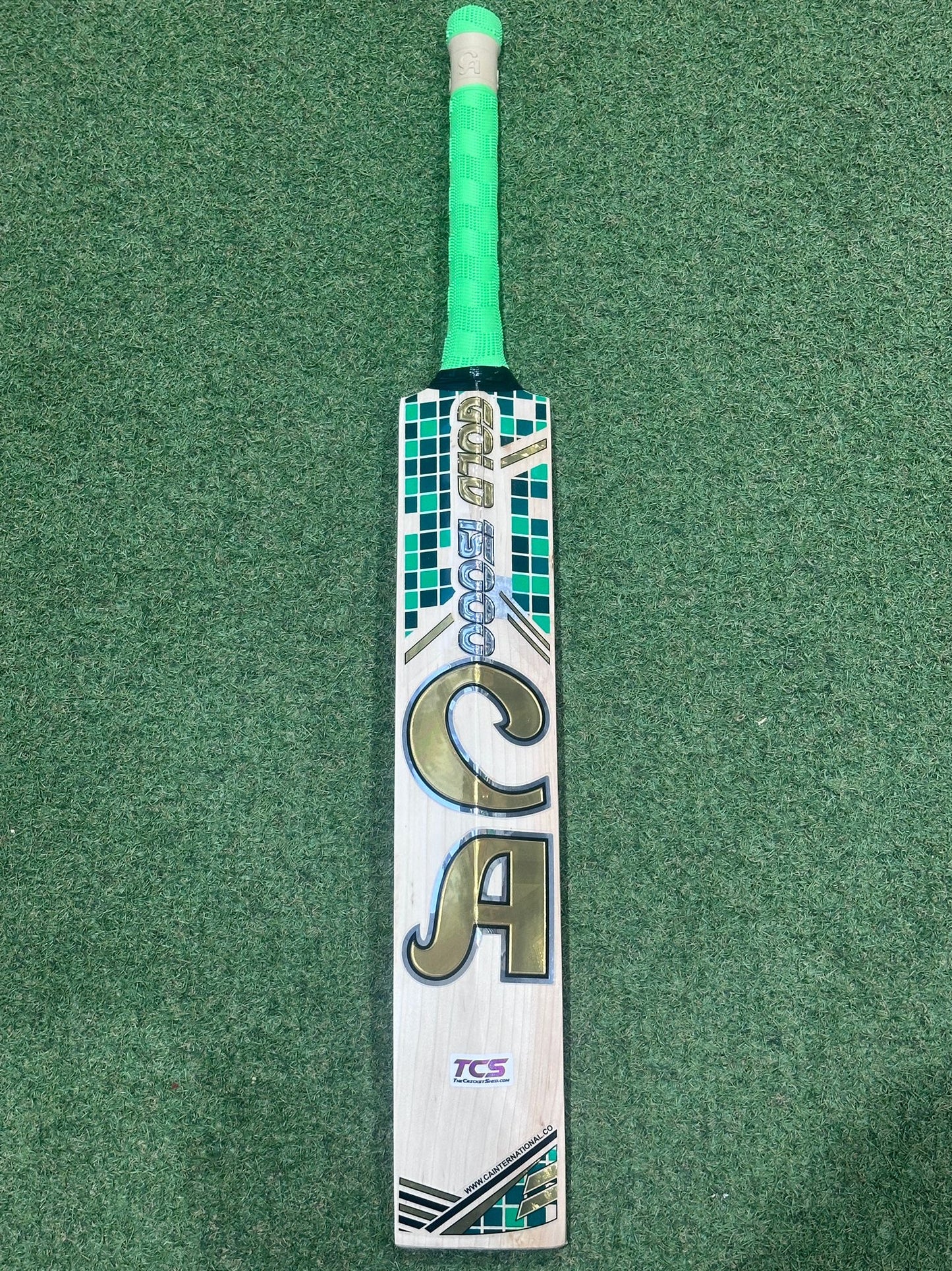CA Gold 15000 Cricket Bat (2lb 8oz)