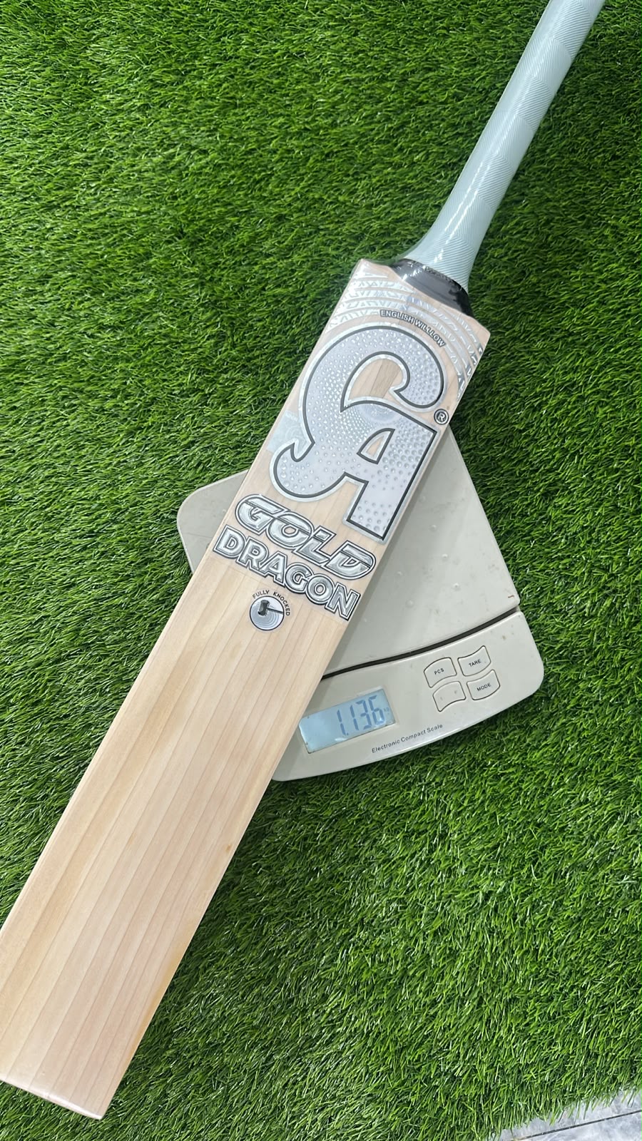 CA Gold Dragon AB57 Cricket Bat (2lb 7oz)