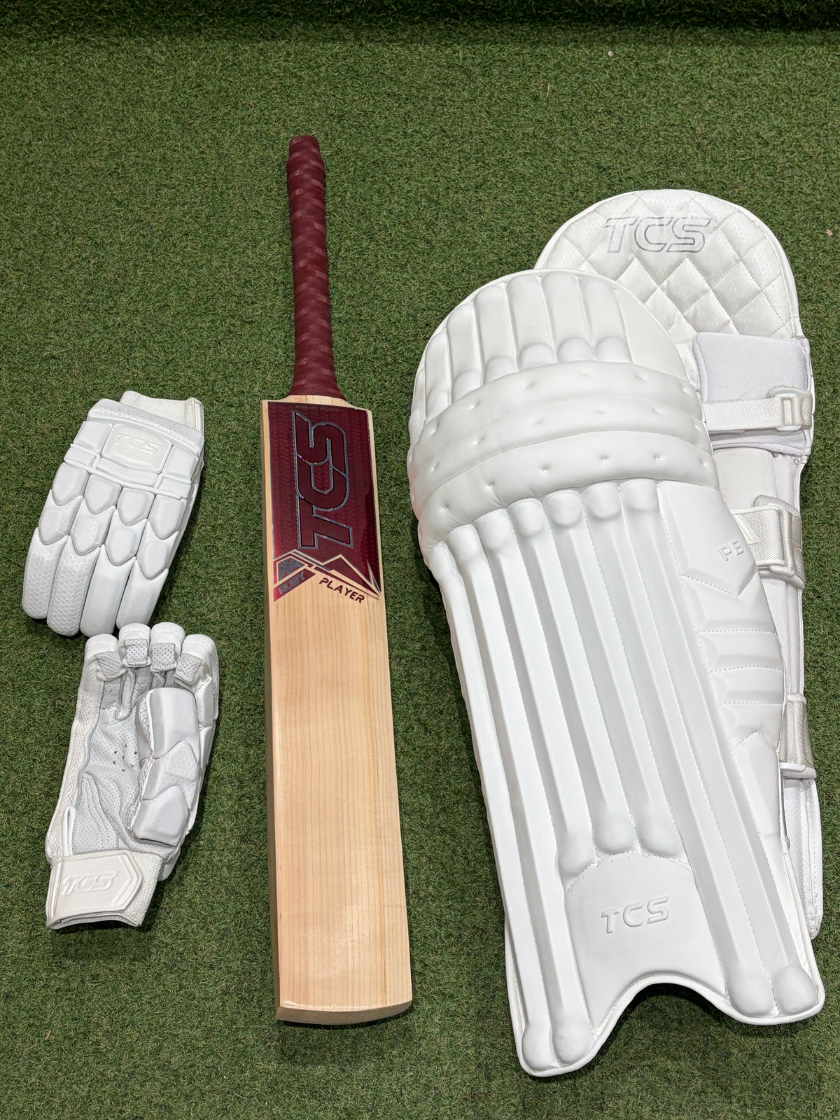 TCS Luxe Player Range Cricket Kit Bundle
