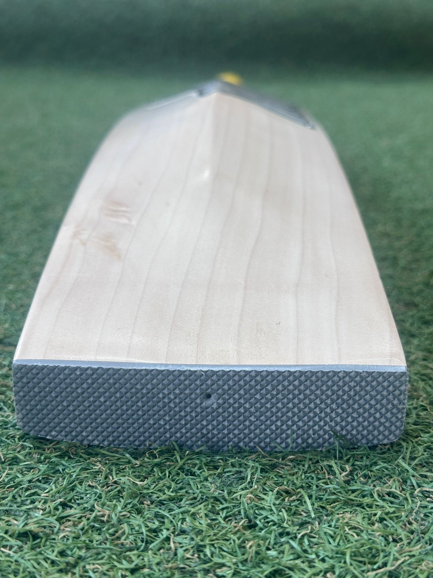 MB Malik Game Changer Players Cricket Bat (2lb 10oz)