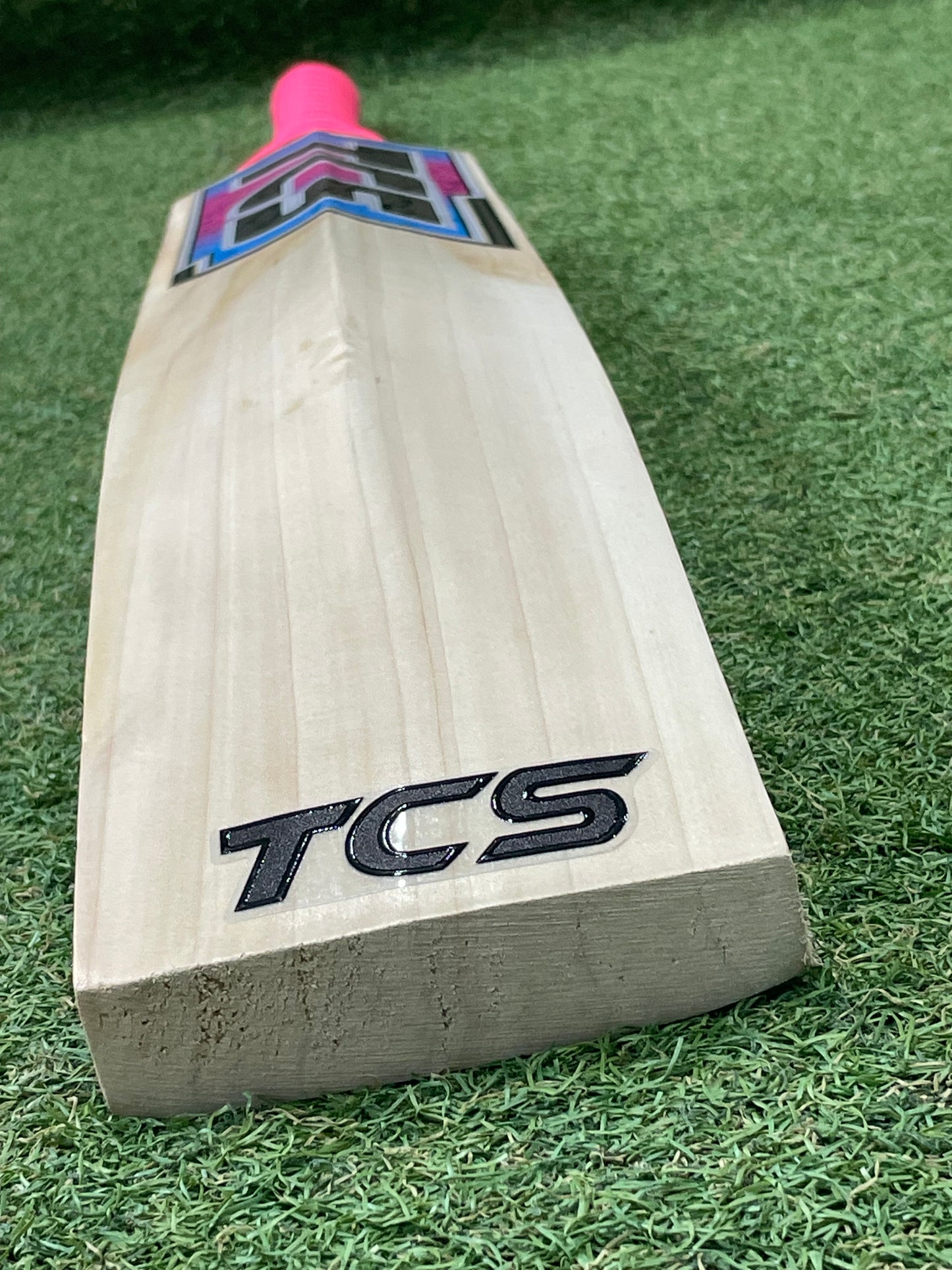 TCS Elite Edition Butterfly Cricket Bat (2lb 6oz)