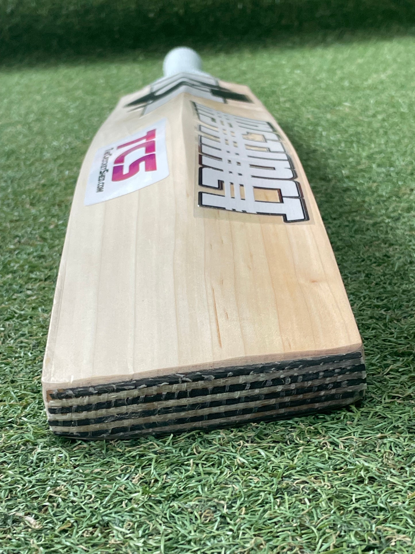 CA Instinct 5 Star Cricket Bat (2lb 8oz)