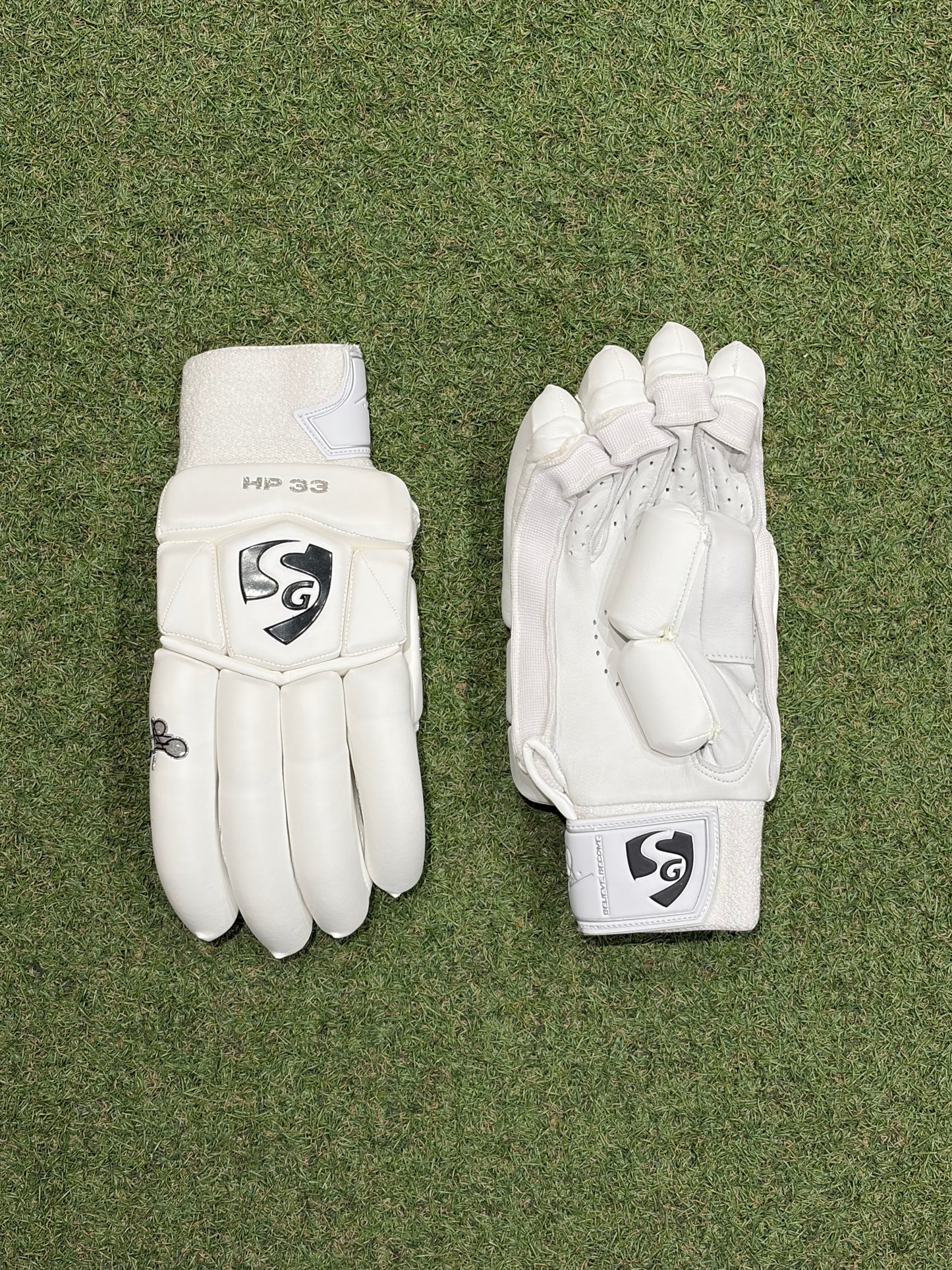 SG HP33 Batting Gloves