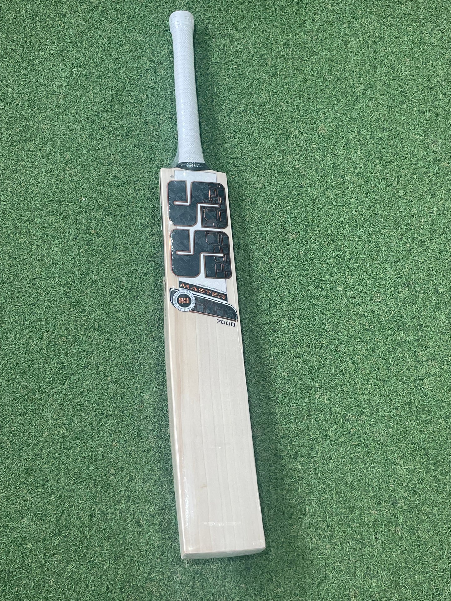 SS Ton Master 7000 Cricket Bat (2lb 8oz)