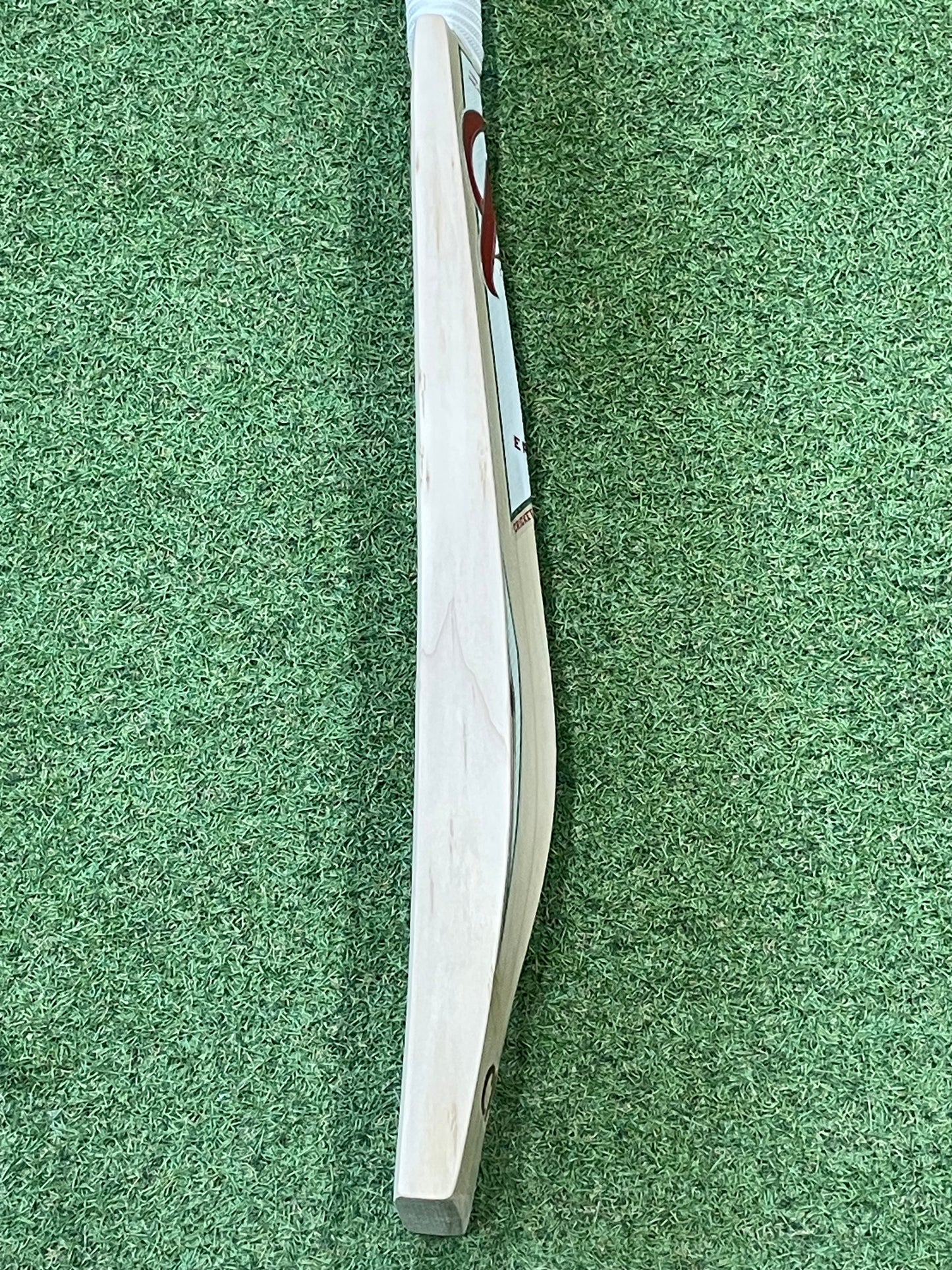 CP Epic Grade 2 Cricket Bat (2lb 9oz)