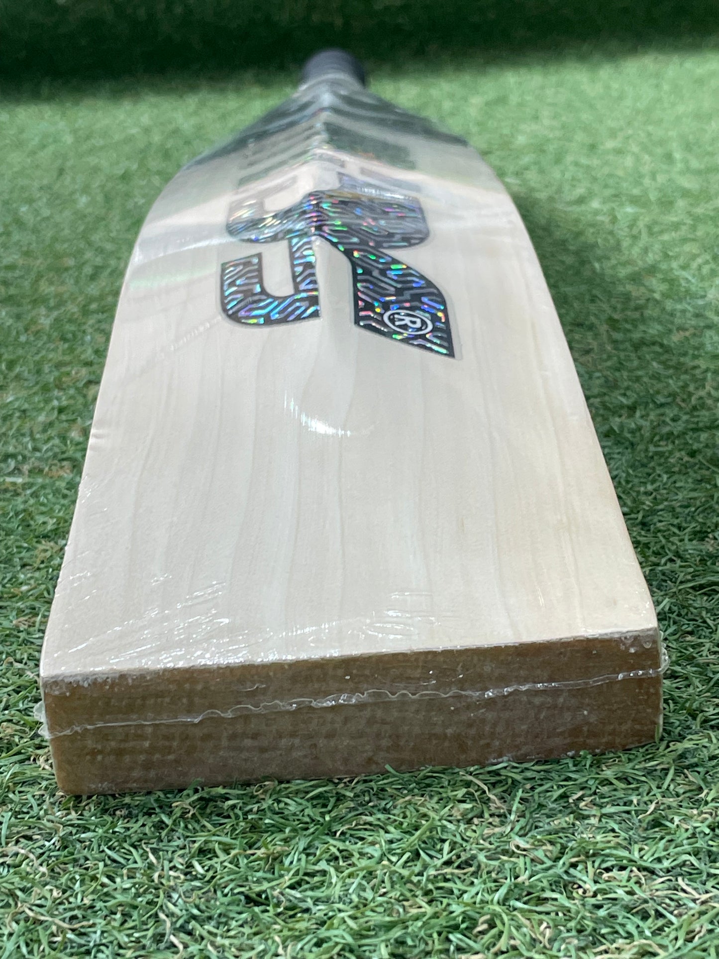MIDS Big Boss Pro Edition Cricket Bat (2lb 11oz)