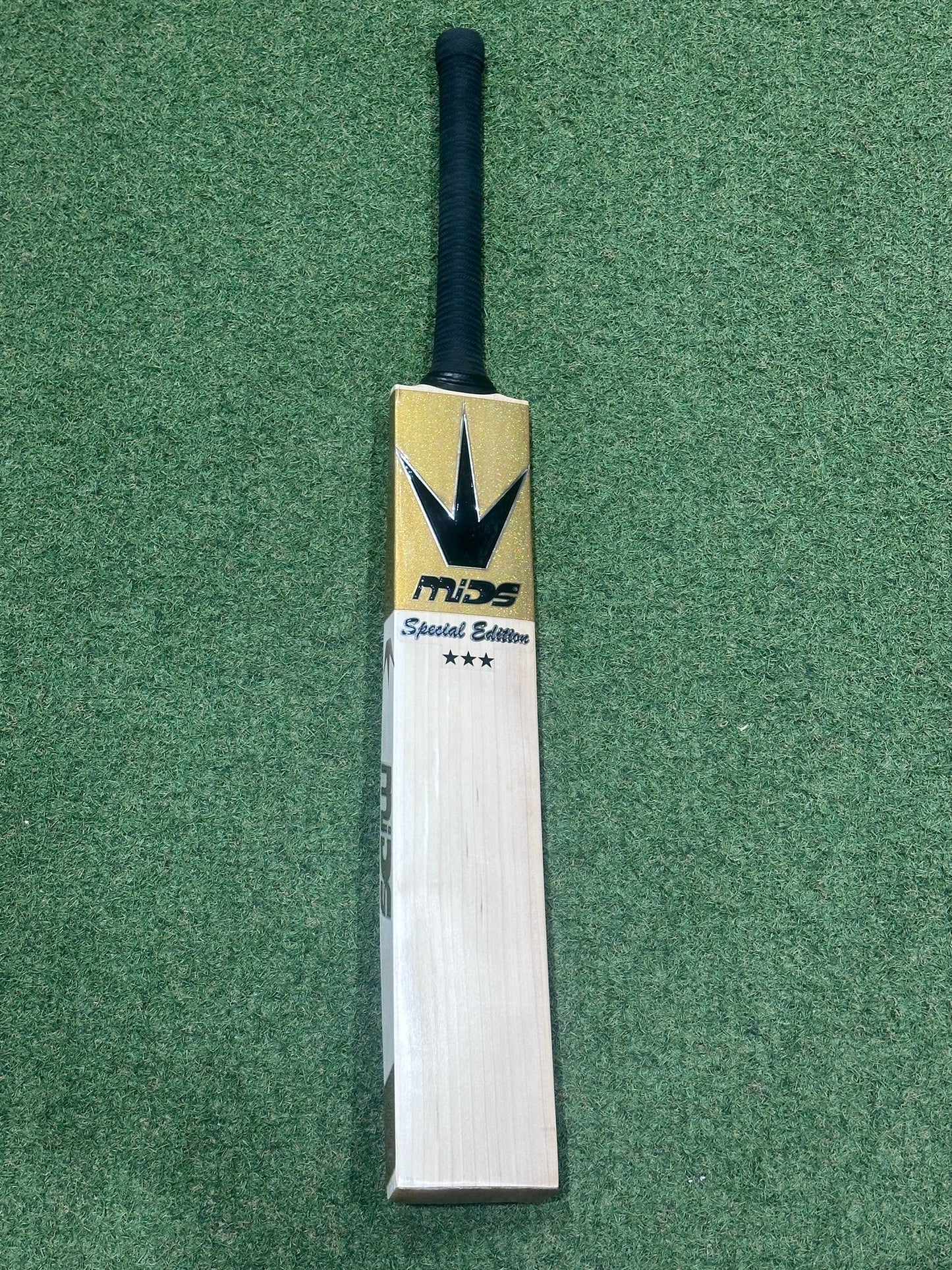 MIDS Special Edition 3 Star Laminate (Double Wood) Cricket Bat (2lb 9oz)