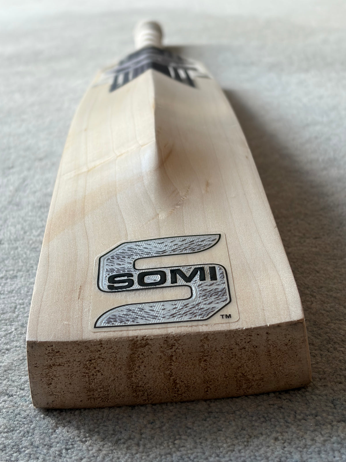 Somi Exploder Cricket Bat( 2lb 7oz)