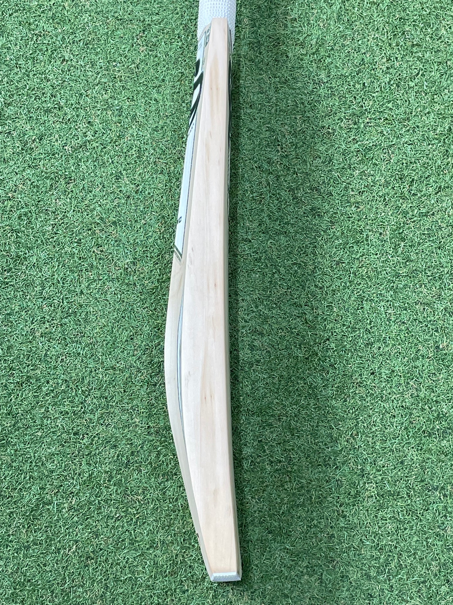 CP Epic Player Grade Cricket Bat (2lb 9oz)