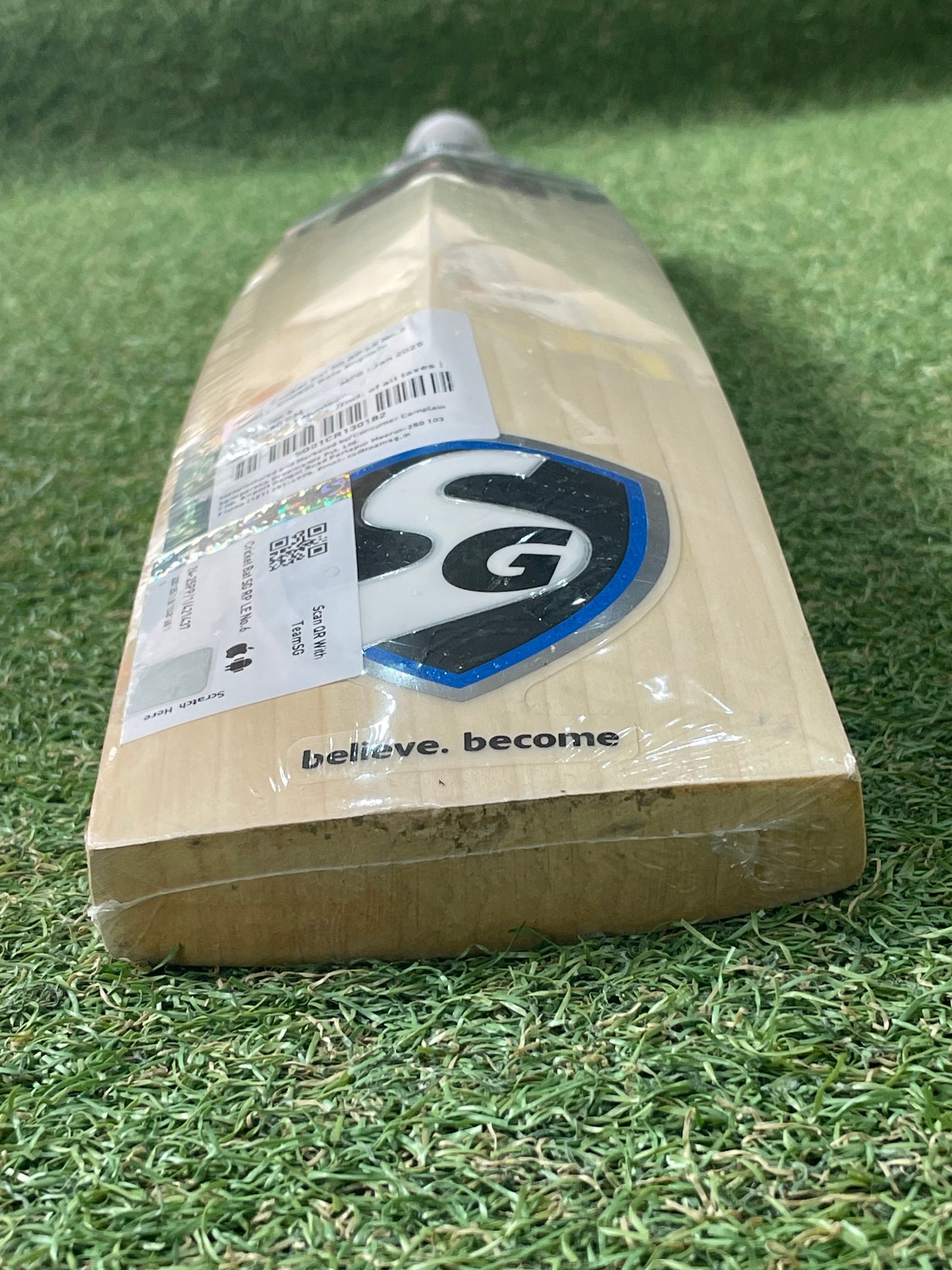SG RP LE Size 6 Junior Cricket Bat (2lb 5oz)