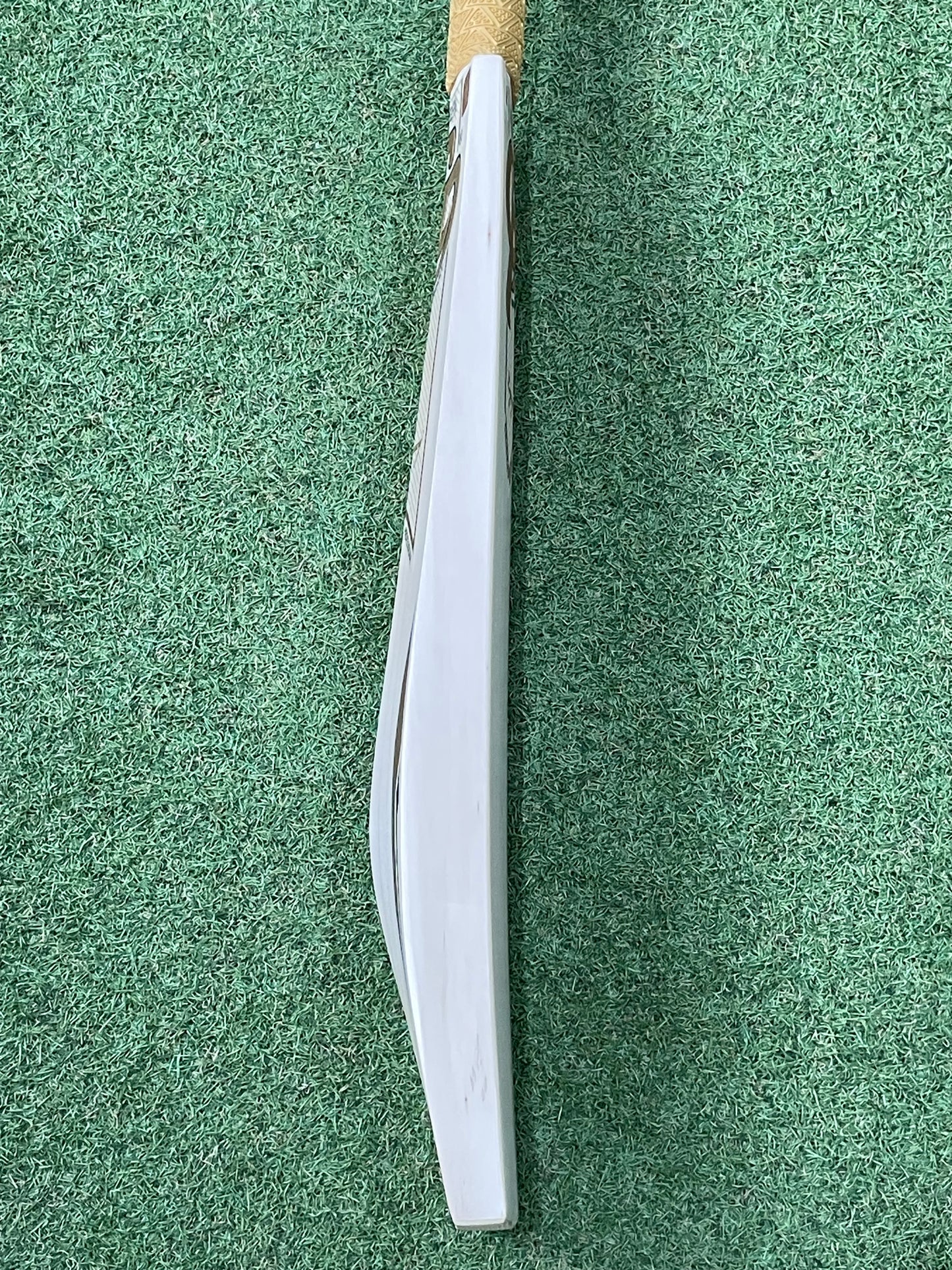CP Legacy Cricket Bat (2lb 10oz)