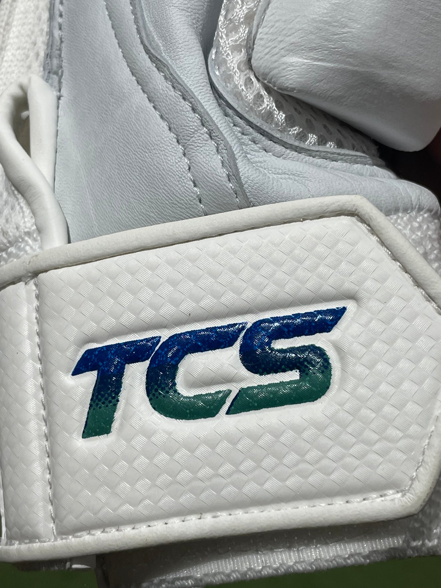 TCS Platinum Edition Batting Gloves