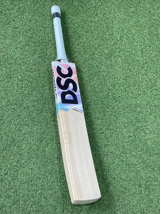 DSC Condor Motion Cricket Bat (2lb 8oz)