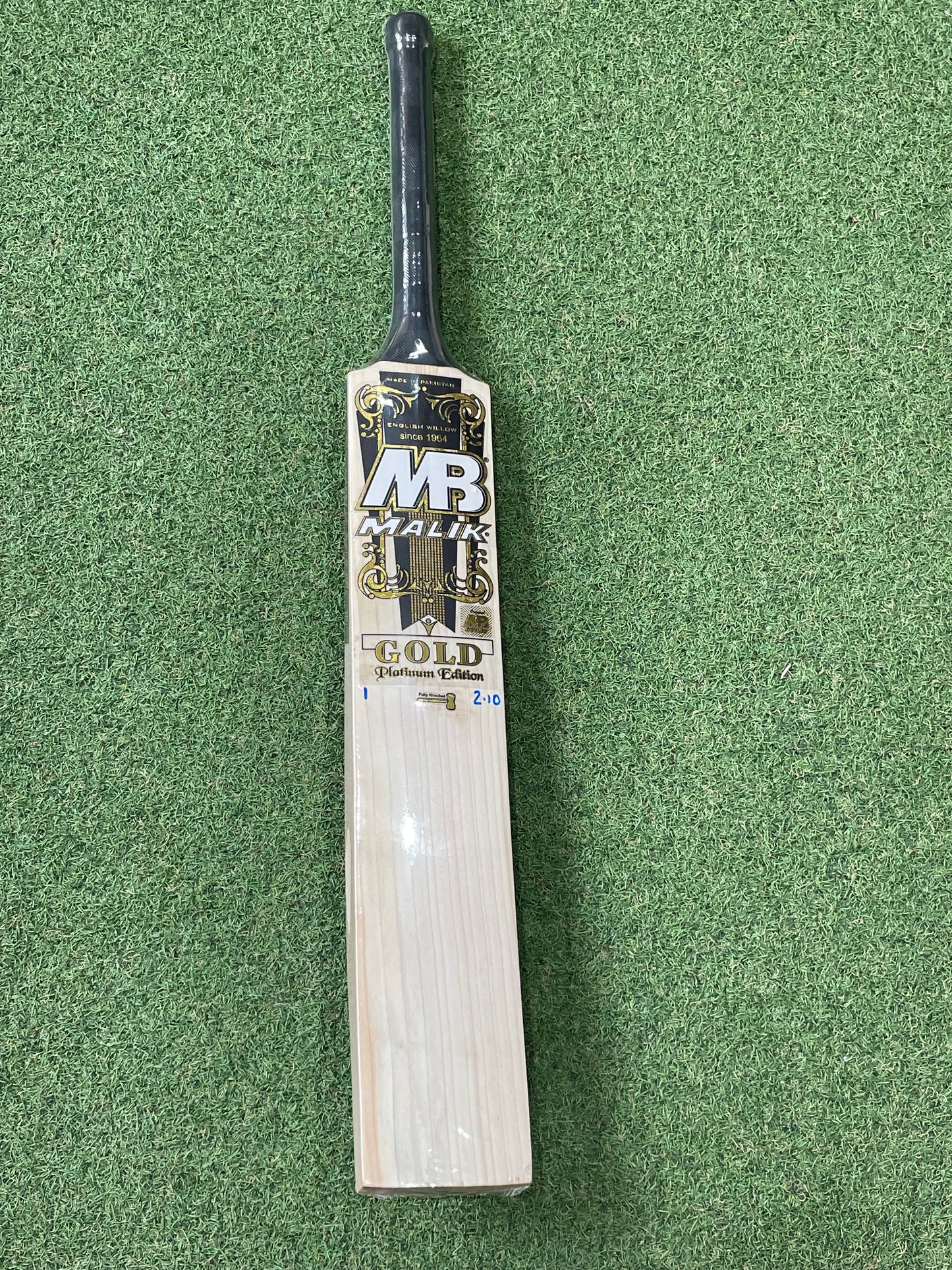 MB Malik Gold Platinum Edition Cricket Bat (2lb 10oz)