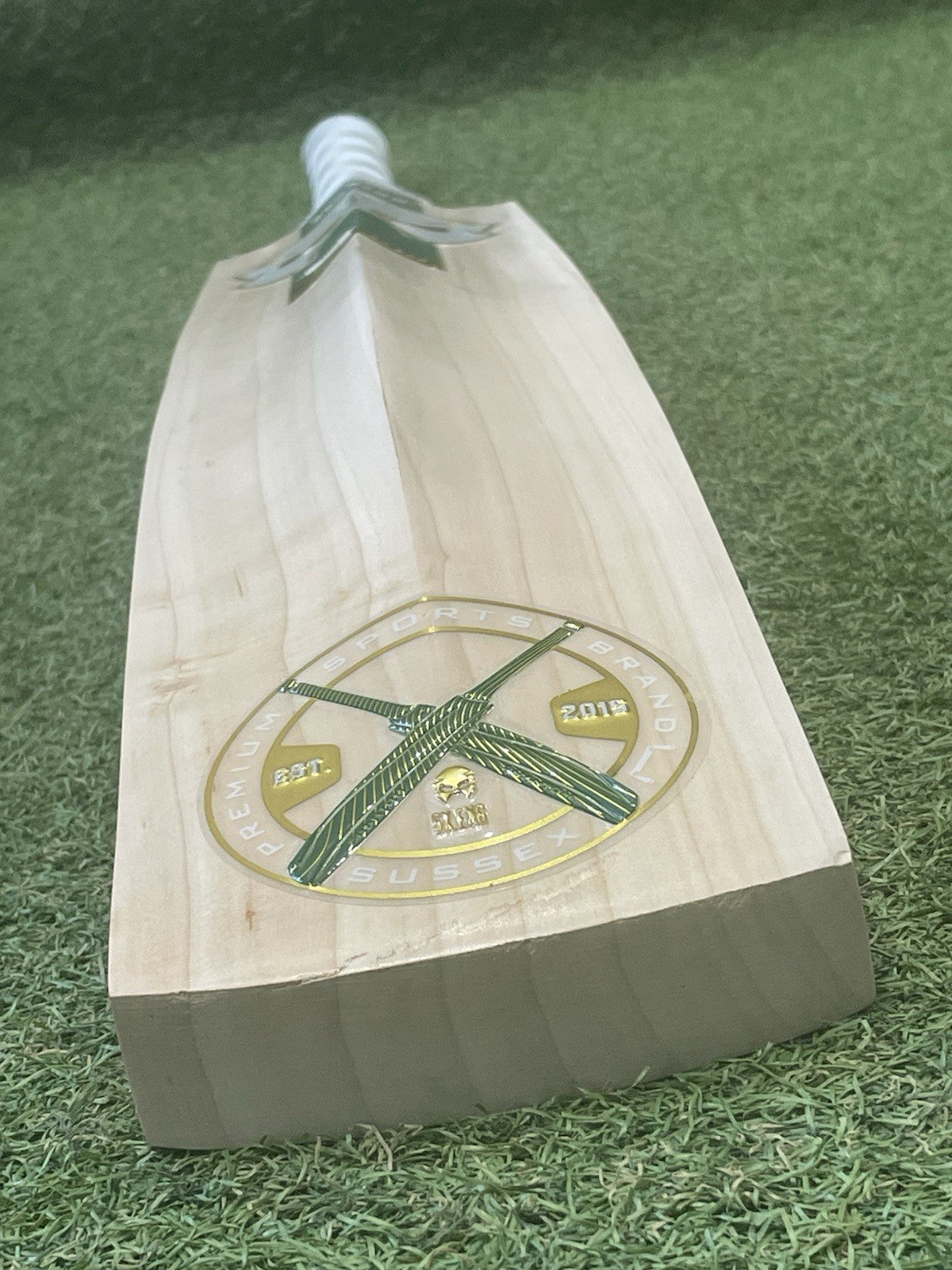 Phantom Enigma Player Junior Harrow Size Cricket Bat - 2lb 4oz - Brand New!