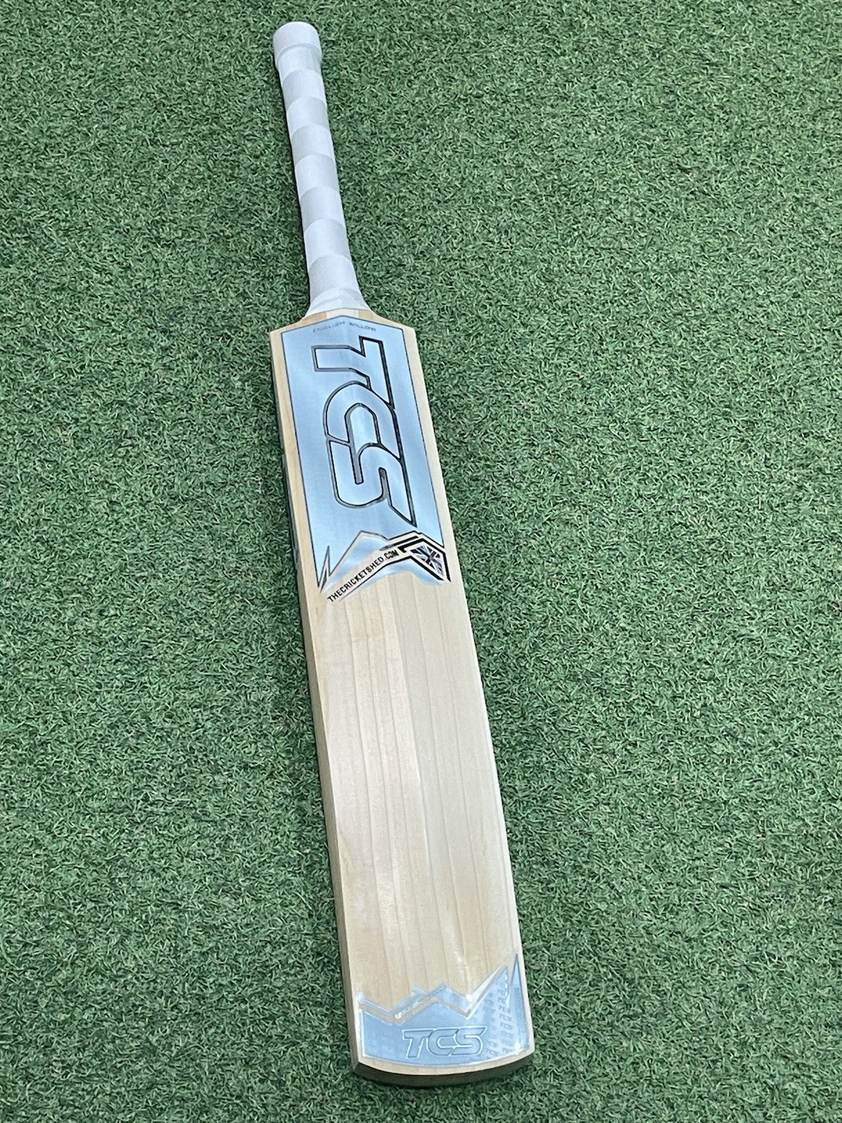 TCS Diamond Player Cricket Bat - Brand New - 2lb 8oz - Short Blade Long Handle