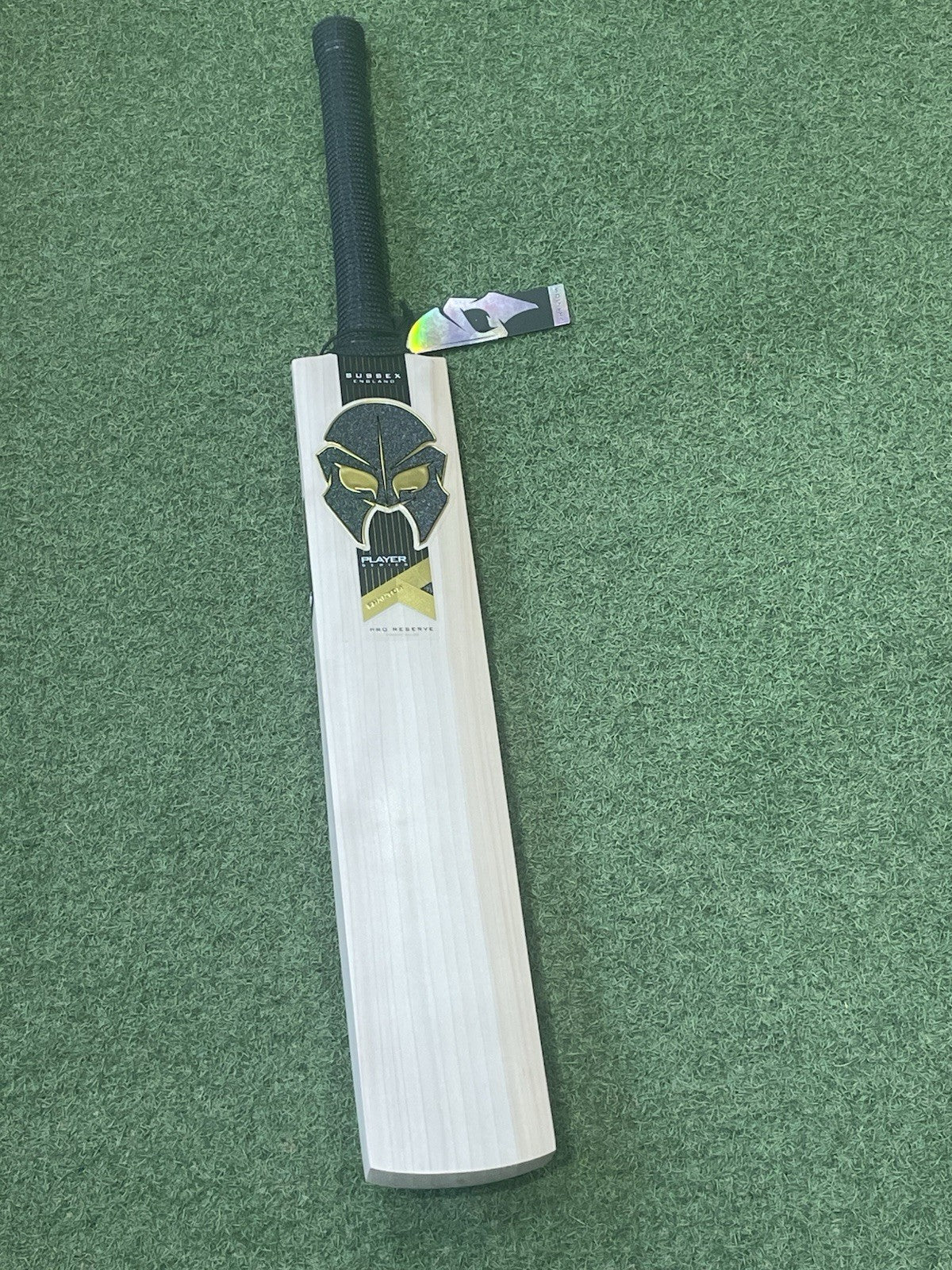 Phantom Player Series VK18 Pro-R Cricket Bat - 2lb 8oz - Brand New!
