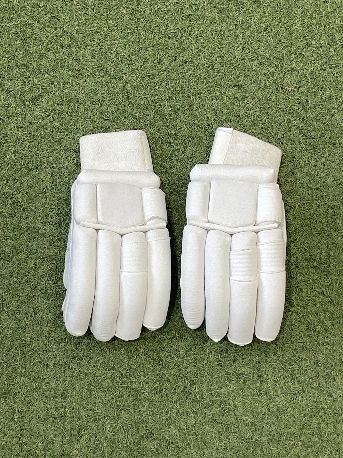 Unbranded Batting Gloves III - Brand New - Right Hand Large Men's Size