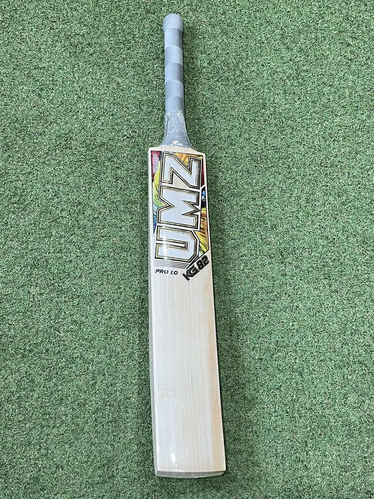 MB Malik KG Pro 1.0 Cricket Bat - Brand New - 2lb 10oz - Lovely Grains