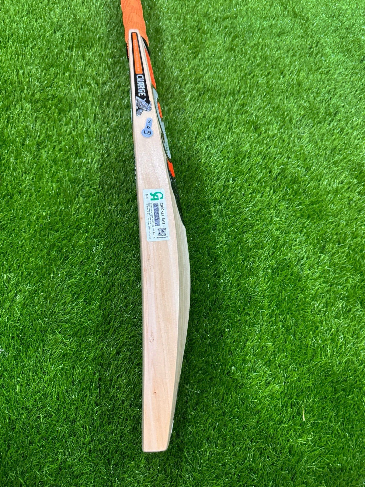 CA Charge Cricket Bat - Brand New - 2lb 9oz - Lovely Grains! First One On eBay!