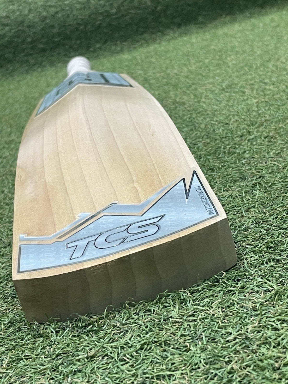 TCS Diamond Player Cricket Bat - Brand New - 2lb 8oz - Short Blade Long Handle