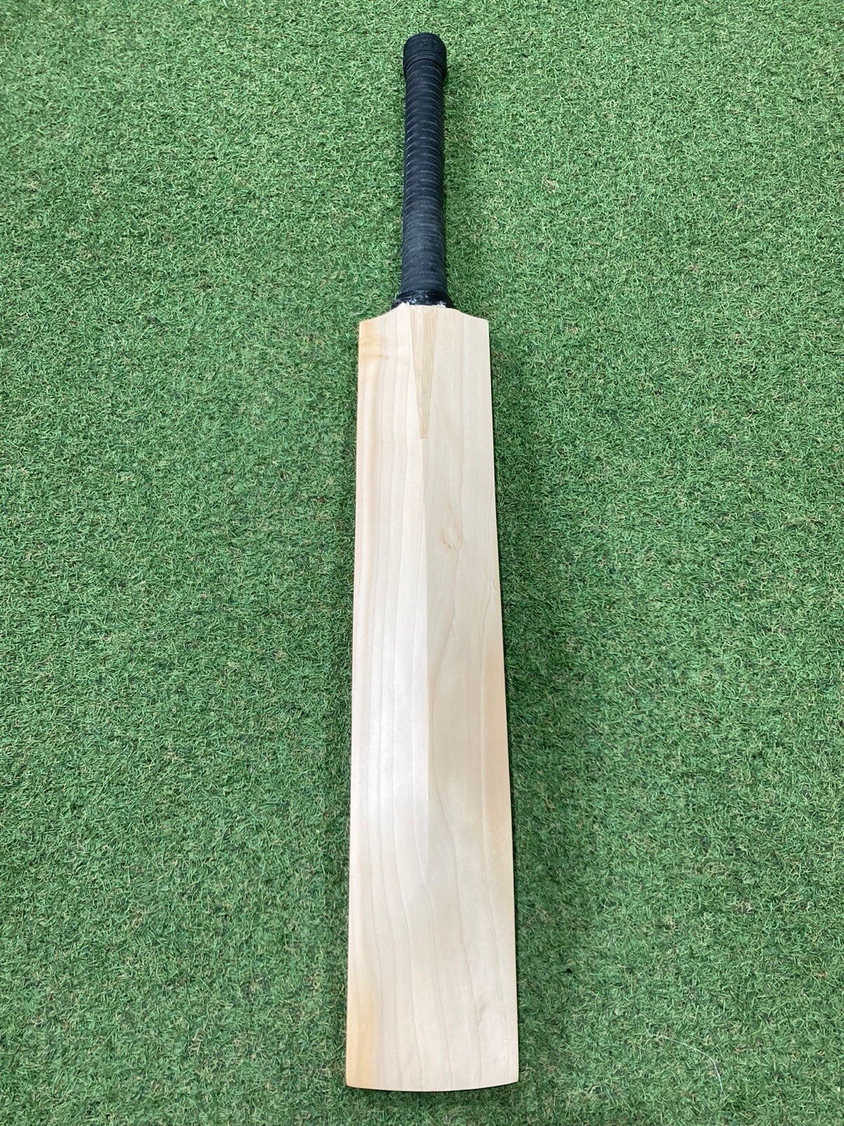 SS Ton Plain Pro Player Cricket Bat - Brand New - 2lb 11oz - Massive Profile