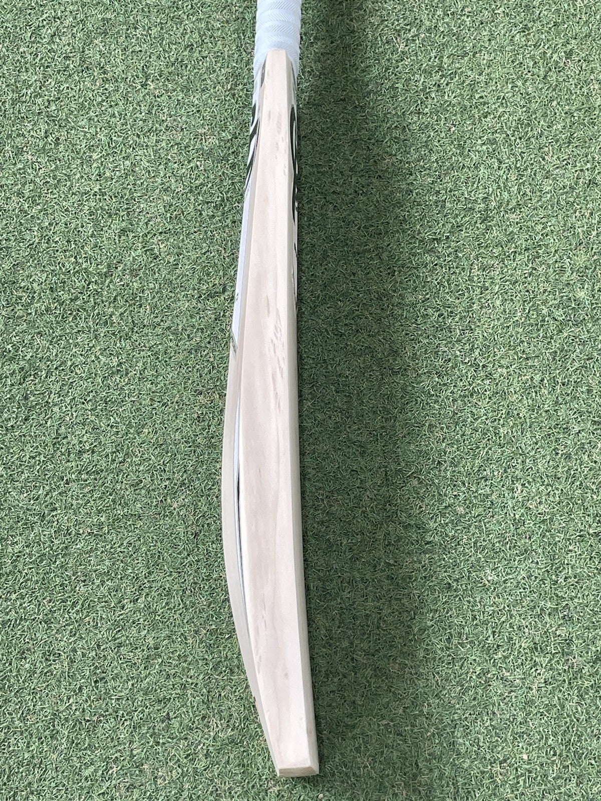 CP Epic Player Grade Cricket Bat - Brand New- 2lb 9oz - Lovely Ping! Exclusive