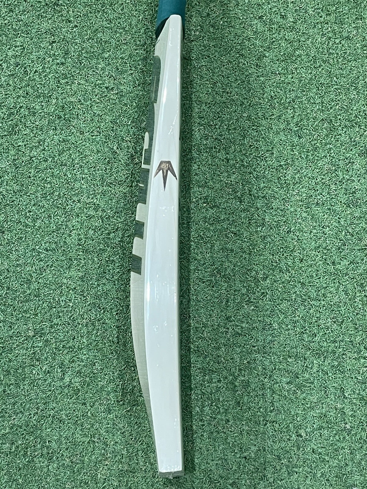 MIDS Legend Imam 26 Cricket Bat - Brand New - 2lb 9oz - Excellent Ping!