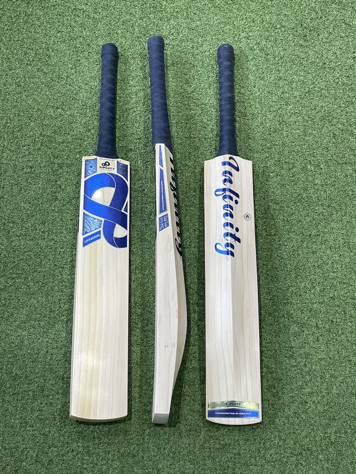 Infinity Genesis Cricket Bat - Brand New - 2lb 9oz - Exclusive! Semi Oval Handle