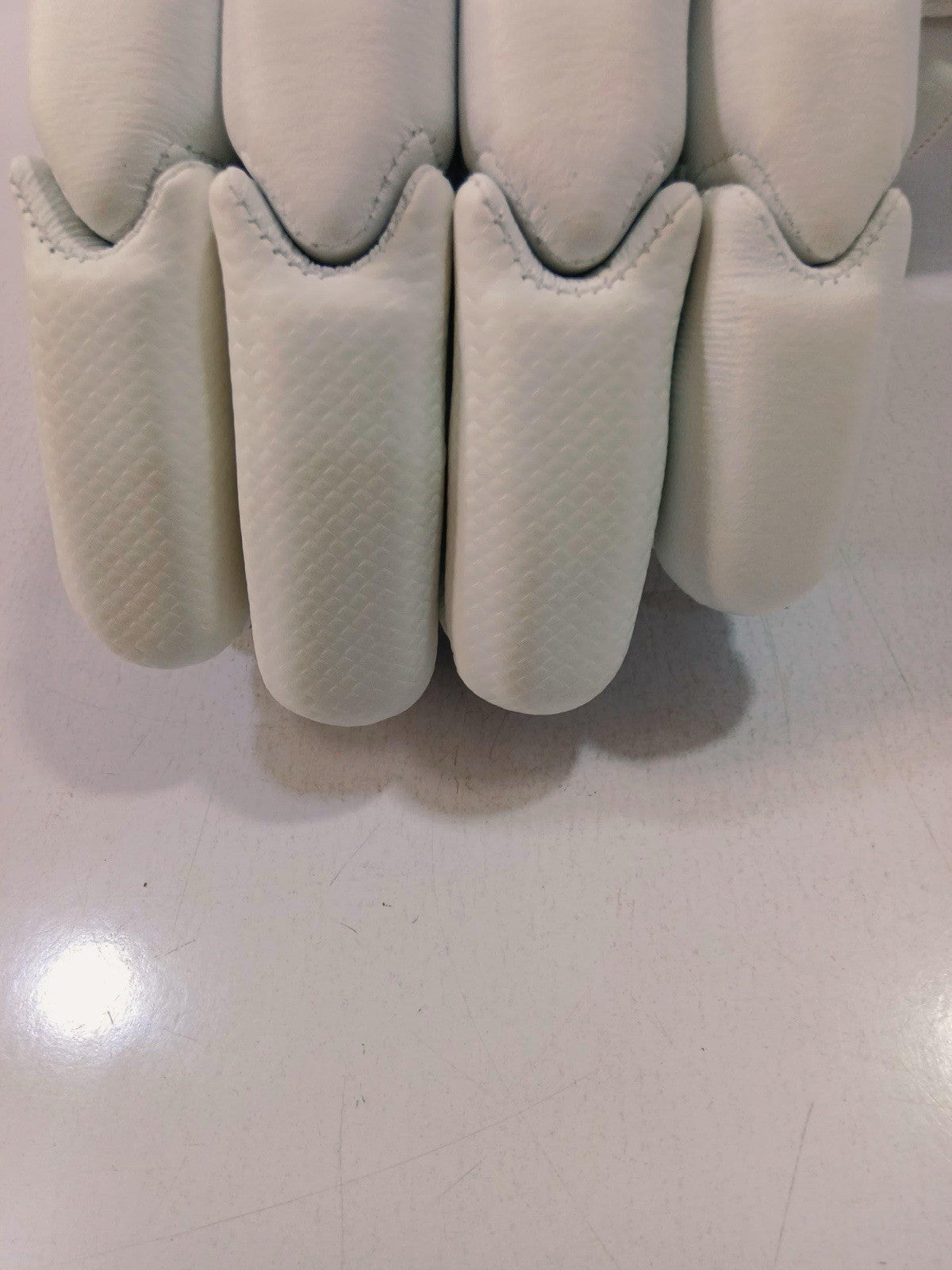 Unbranded Spilt Finger Design Batting Gloves - Brand New - Left Hand Men's Size