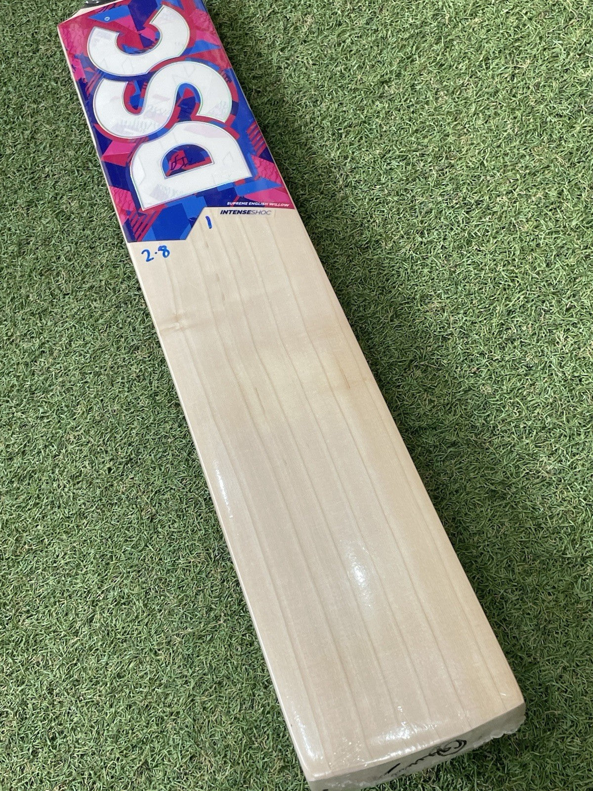 DSC Intense Shoc Cricket Bat - Brand New - Massive Profile - 2lb 8oz