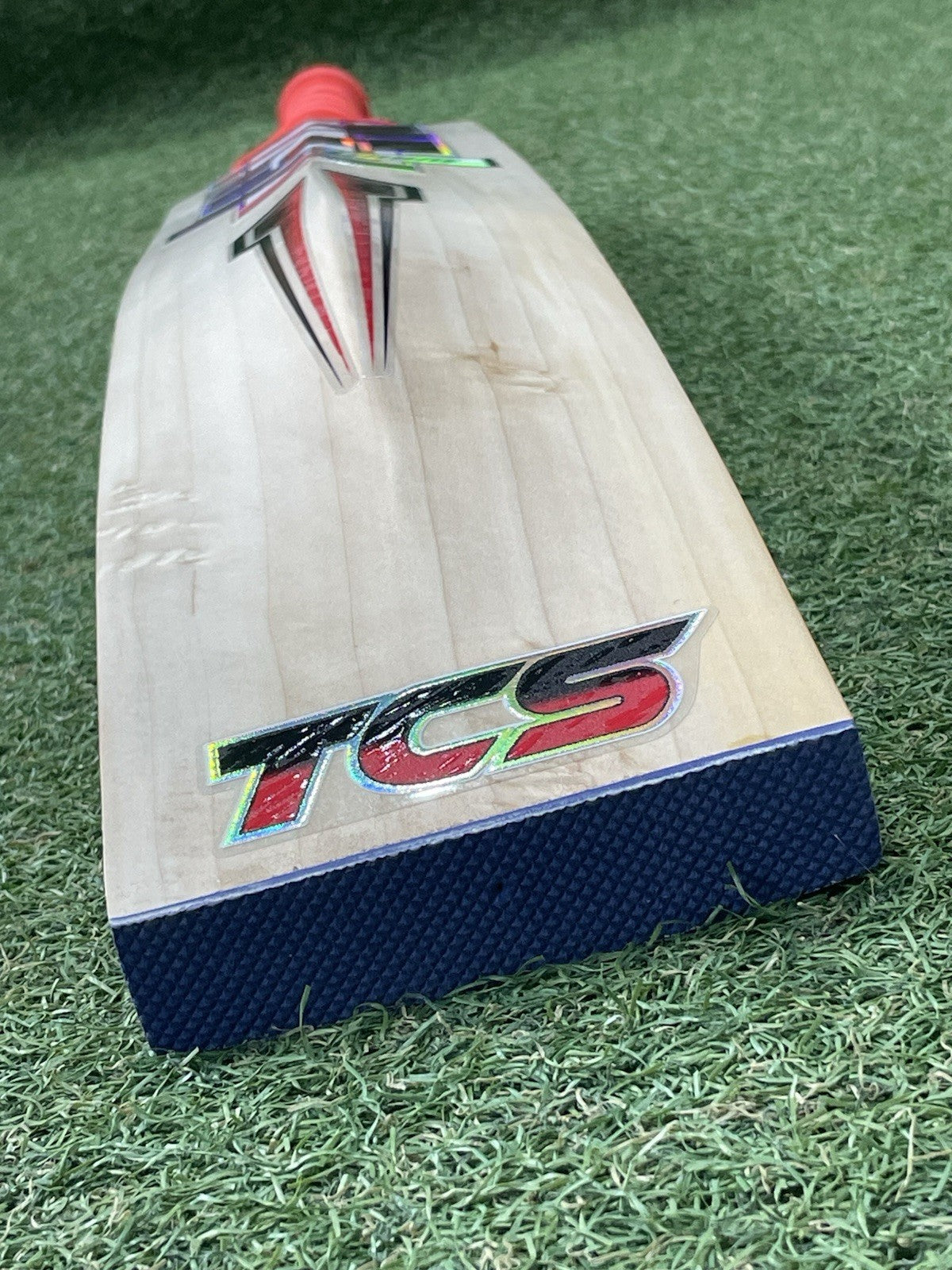 TCS Platinum Cricket Bat - Brand New - 2lb 11oz - UK Made - Semi Oval Handle