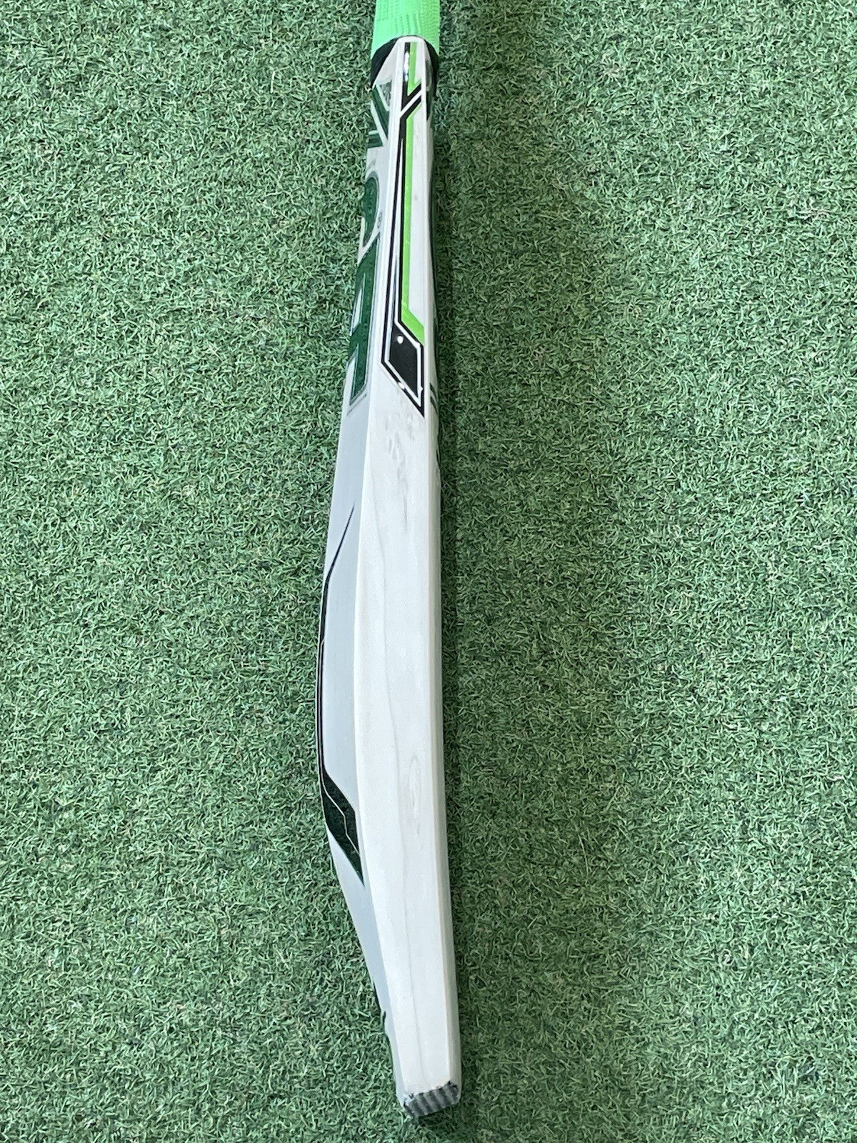 CA BA56 Kings Edition Babar Azam Bat - 2lb 9oz - Exclusive! Massive Profile!