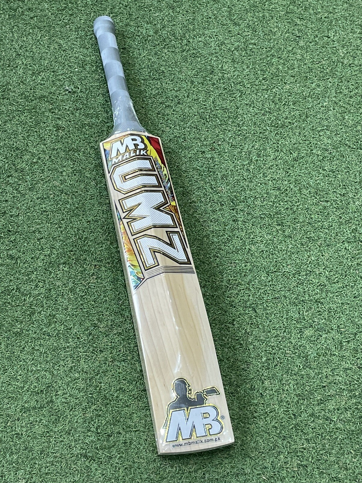 MB Malik KG Pro 1.0 Cricket Bat - Brand New - 2lb 10oz - Lovely Grains