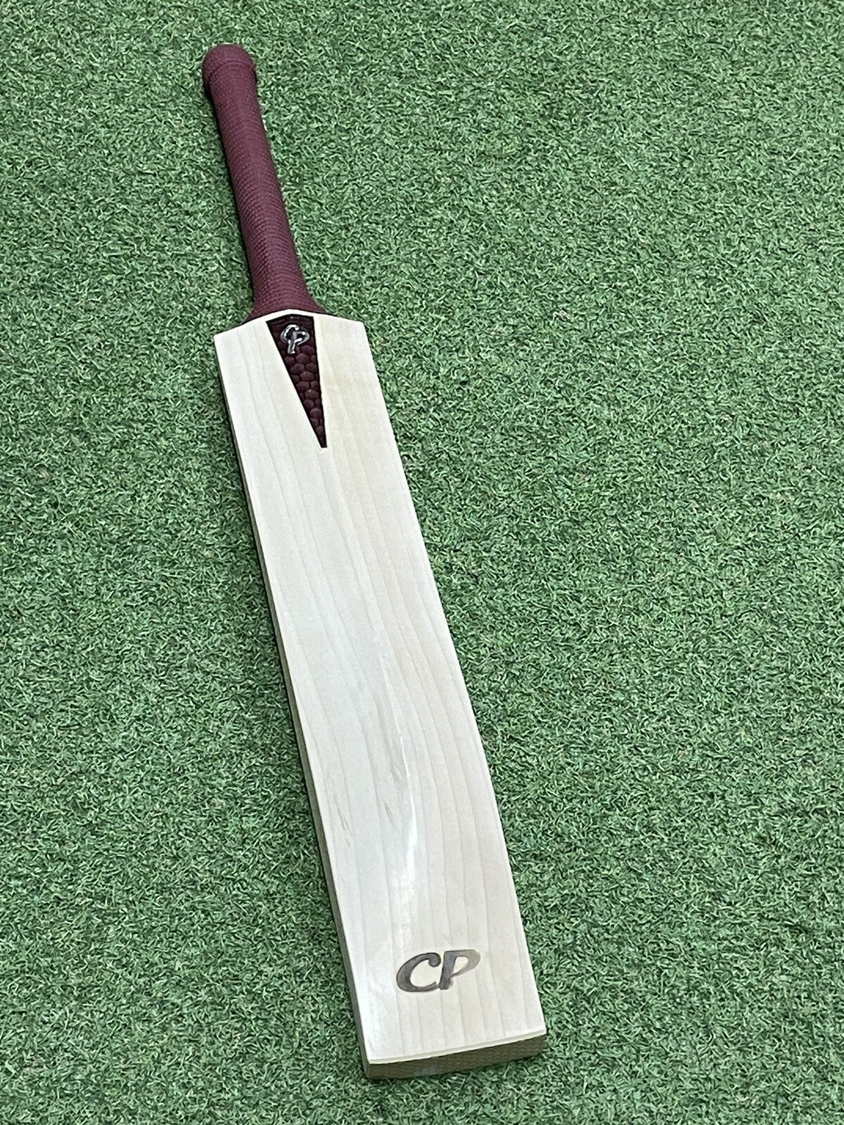 CP Pro Cricket Bat - Brand New - 2lb 8oz - Lovely Ping! Clean Sap Wood!