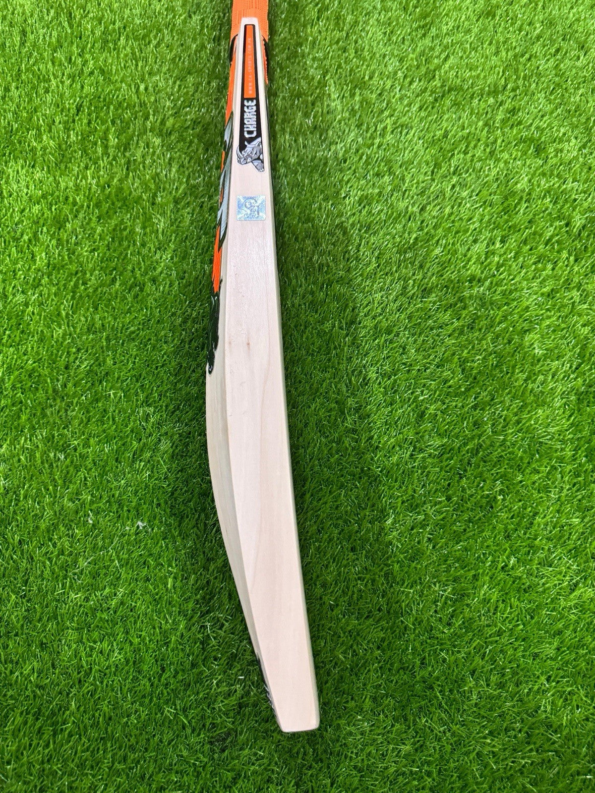 CA Charge Cricket Bat - Brand New - 2lb 9oz - Lovely Grains! First One On eBay!