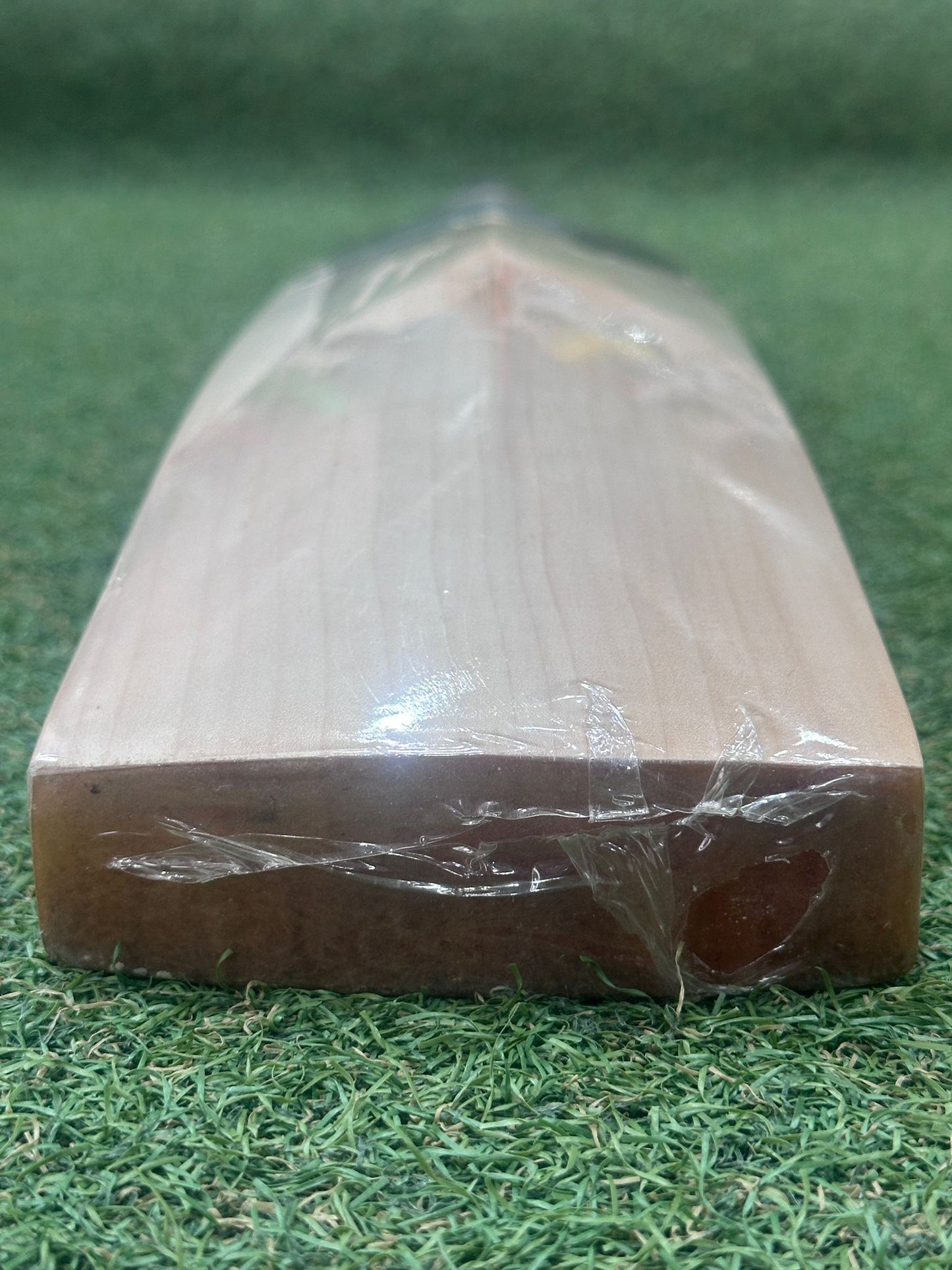 MB Malik MBS Saim Ayub Players Cricket Bat (2lb 7oz)