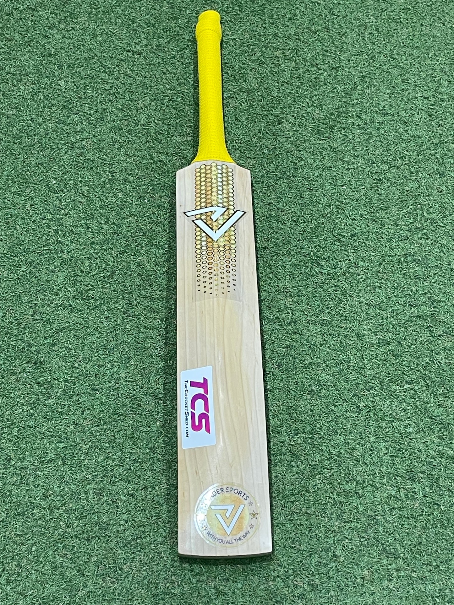 Vader Sports Reserve Edition Cricket Bat (2lb 9oz)