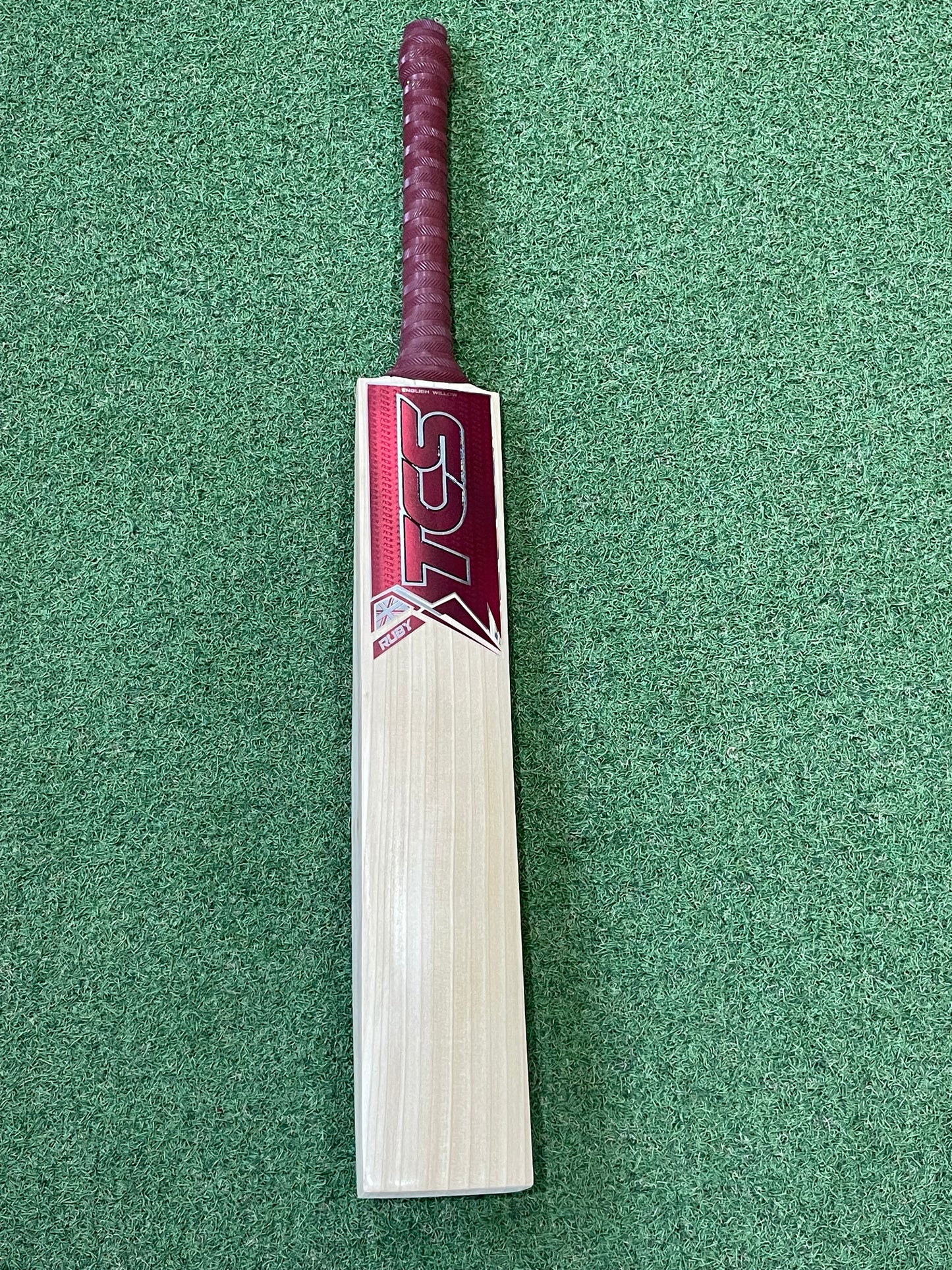 TCS Ruby Player Laminate Cricket Bat (2lb 10oz)