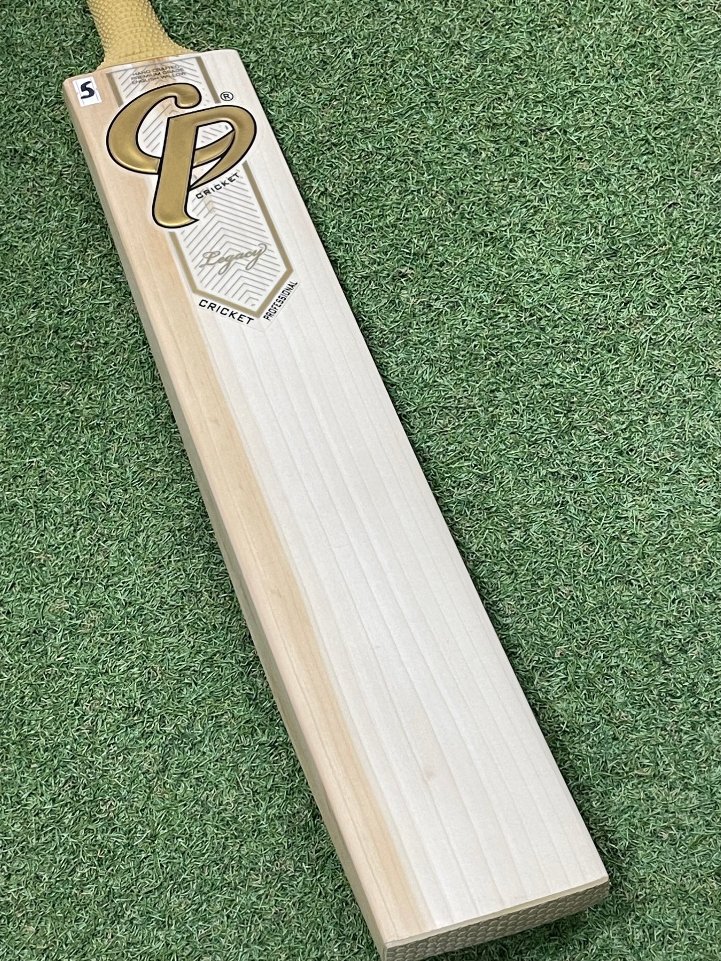 CP Legacy Cricket Bat (2lb 10oz)