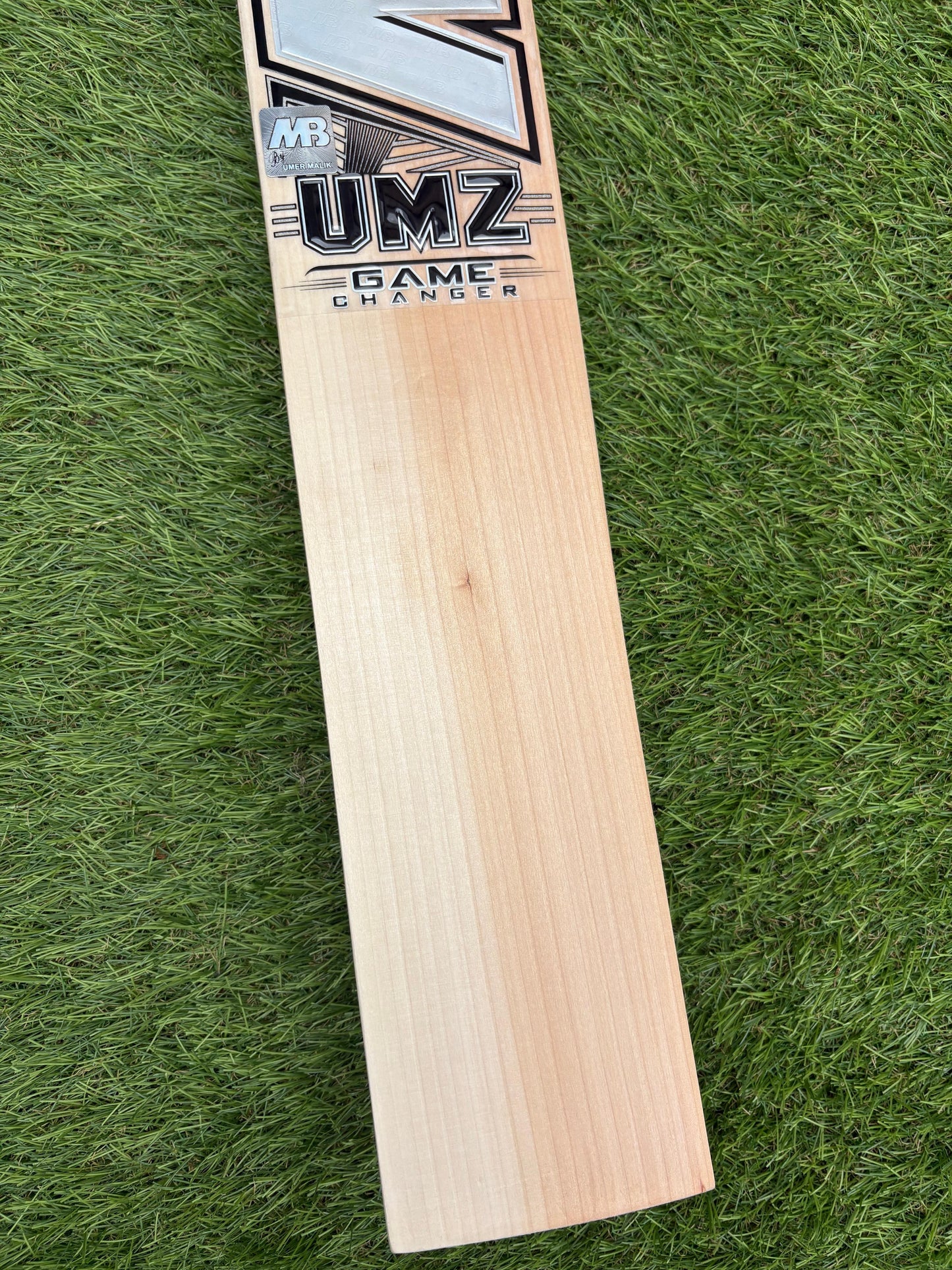 MB Malik Game Changer Players Cricket Bat (2lb 11oz)