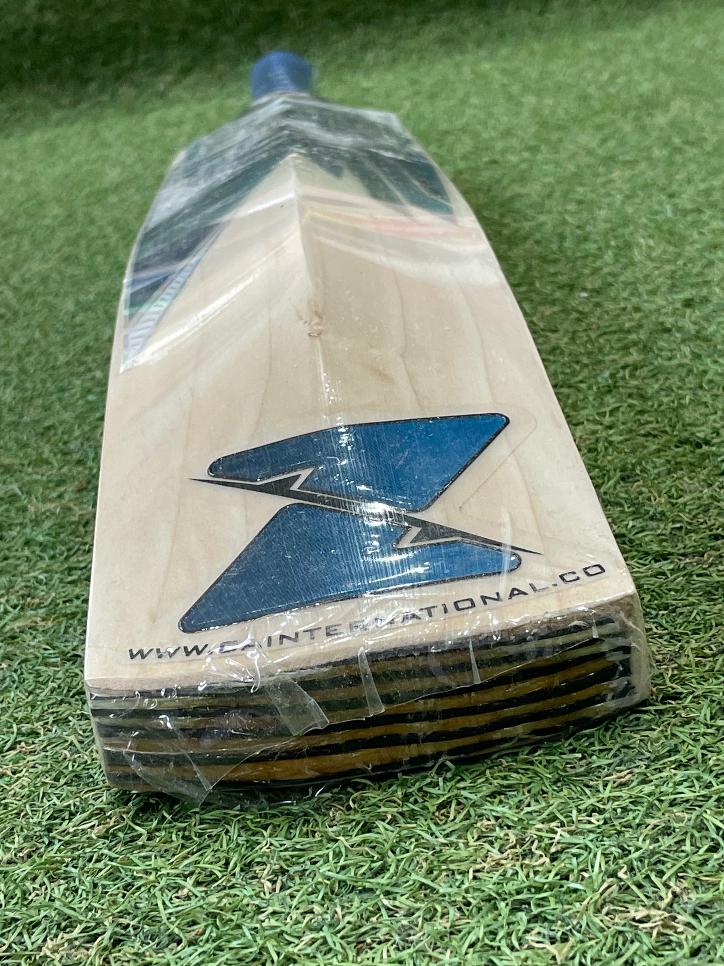 CA Gold 10000 Long Blade Cricket Bat (2lb 11oz)