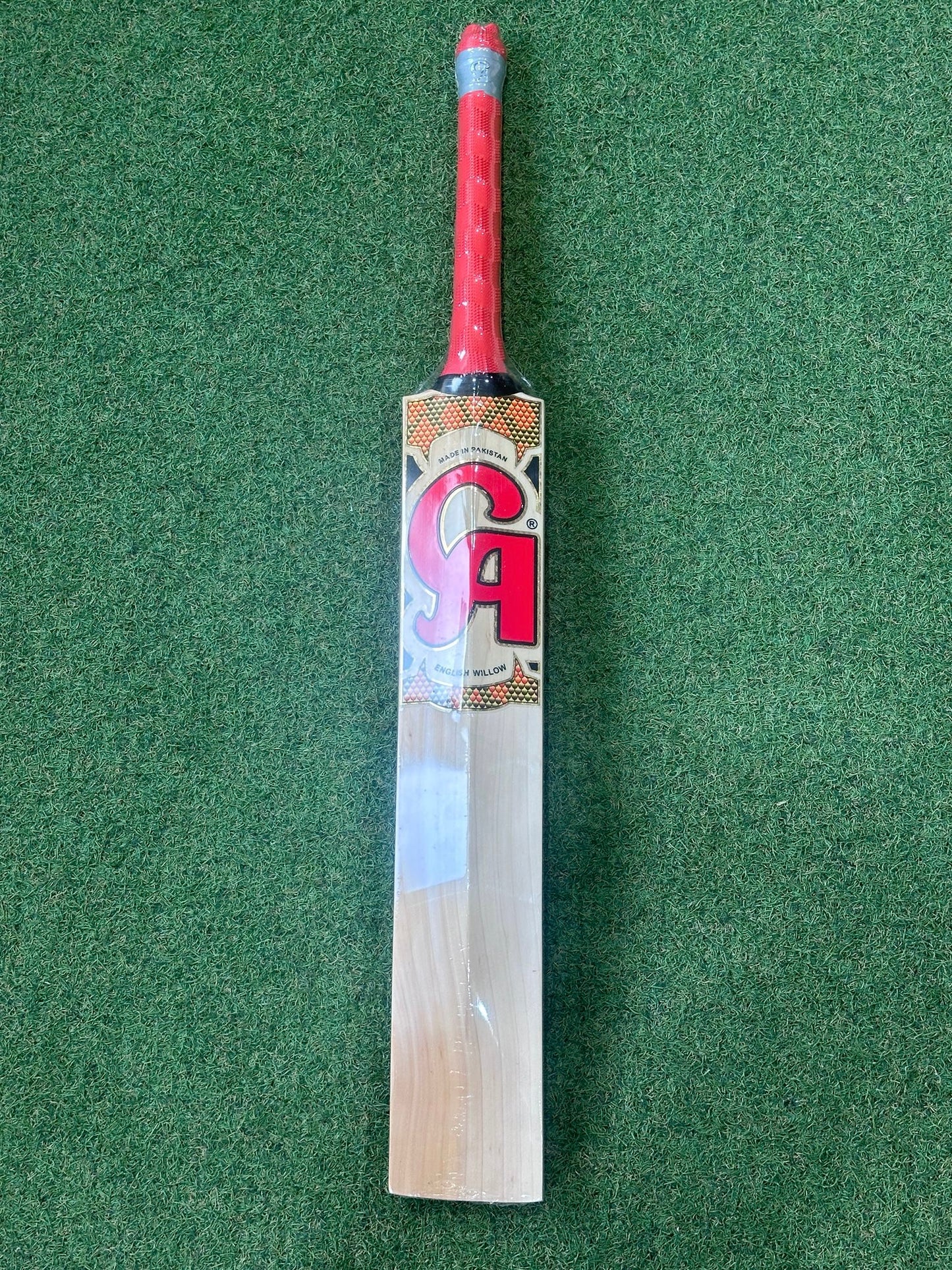 CA Dragon Laminate Cricket Bat (2lb 10oz)