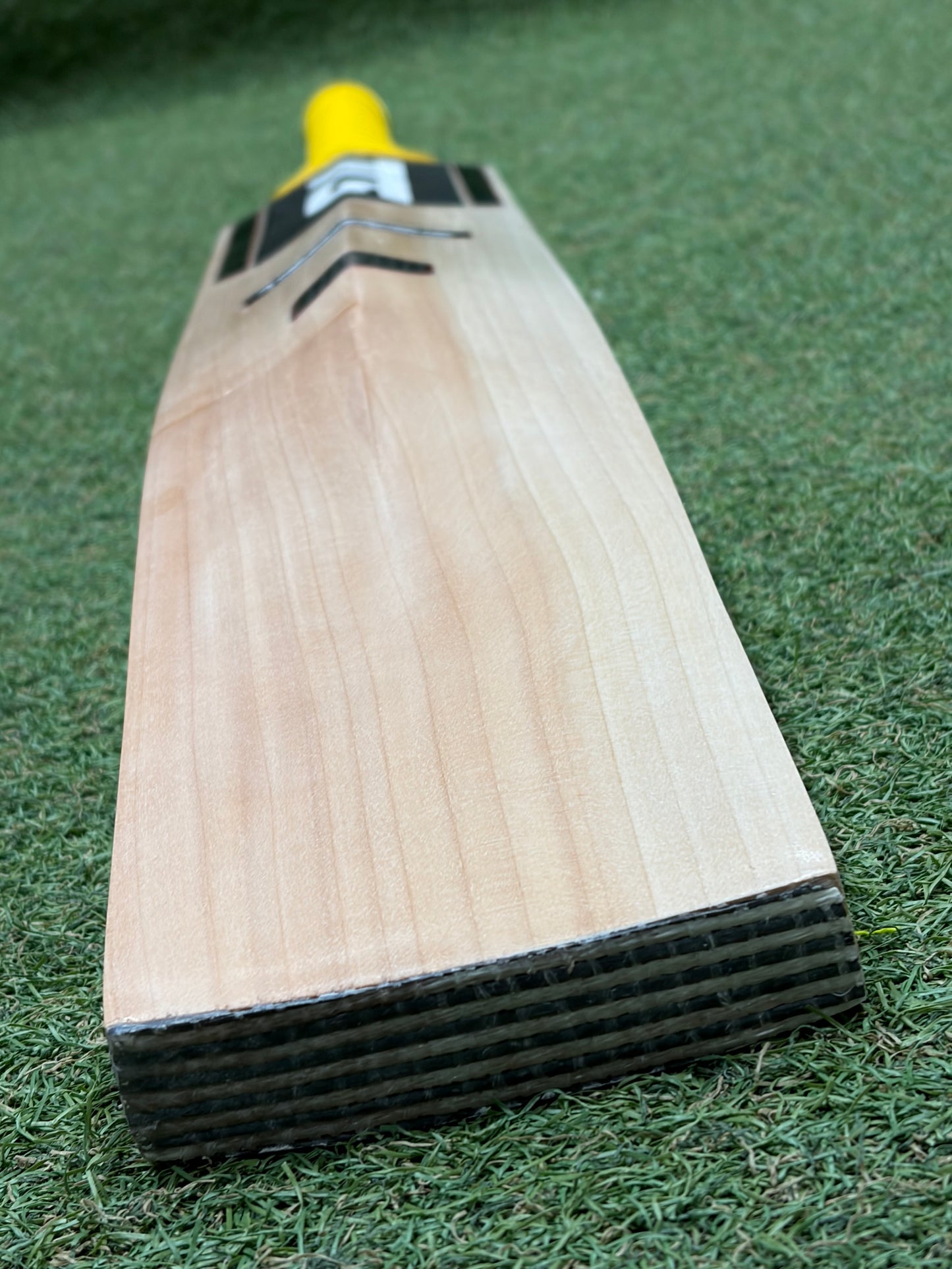 TCS Laminate Cricket Bat (2lb 11oz)